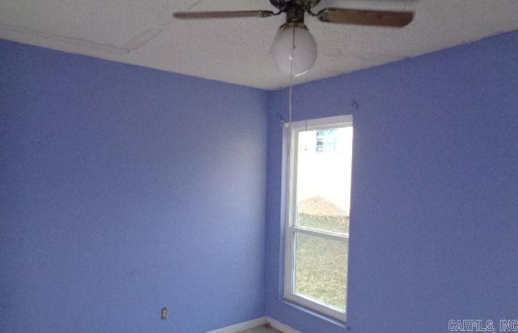 KELLOGG LAKE EST - Residential