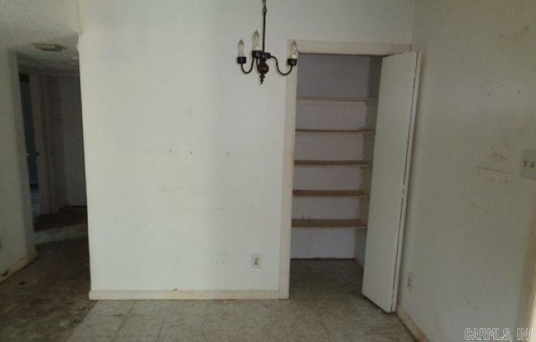 KELLOGG LAKE EST - Residential