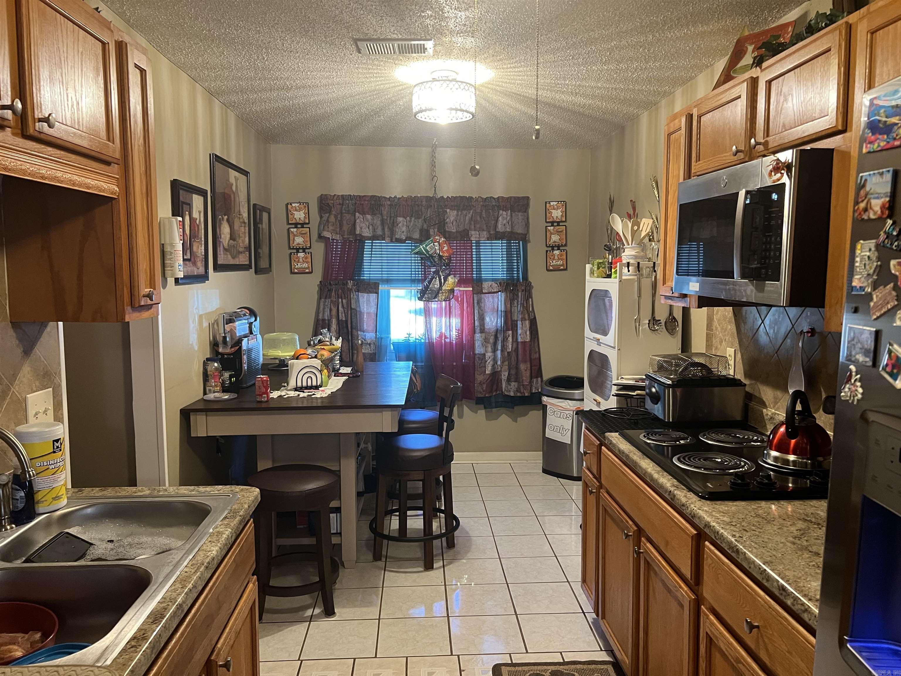 MAJESTIC OAKS - Residential