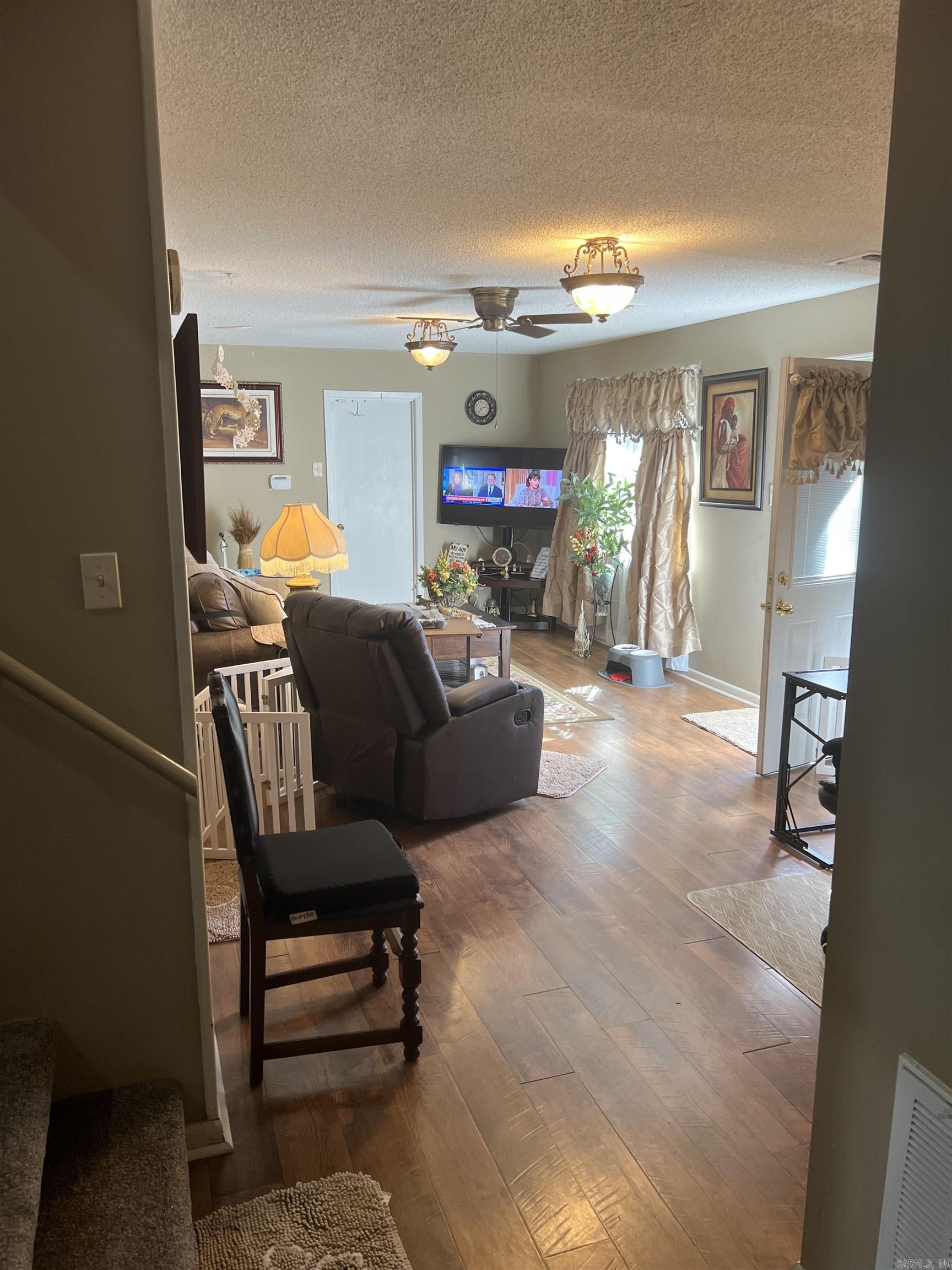 MAJESTIC OAKS - Residential