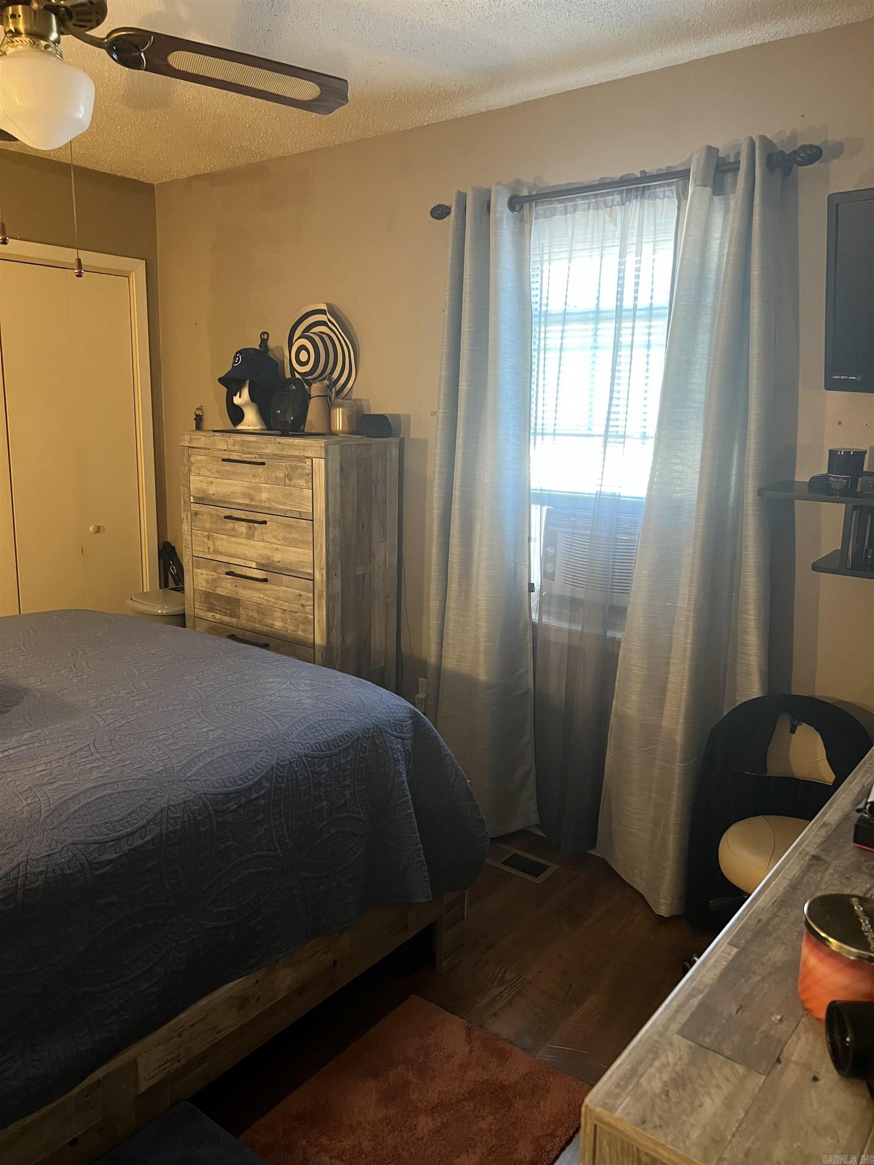 MAJESTIC OAKS - Residential