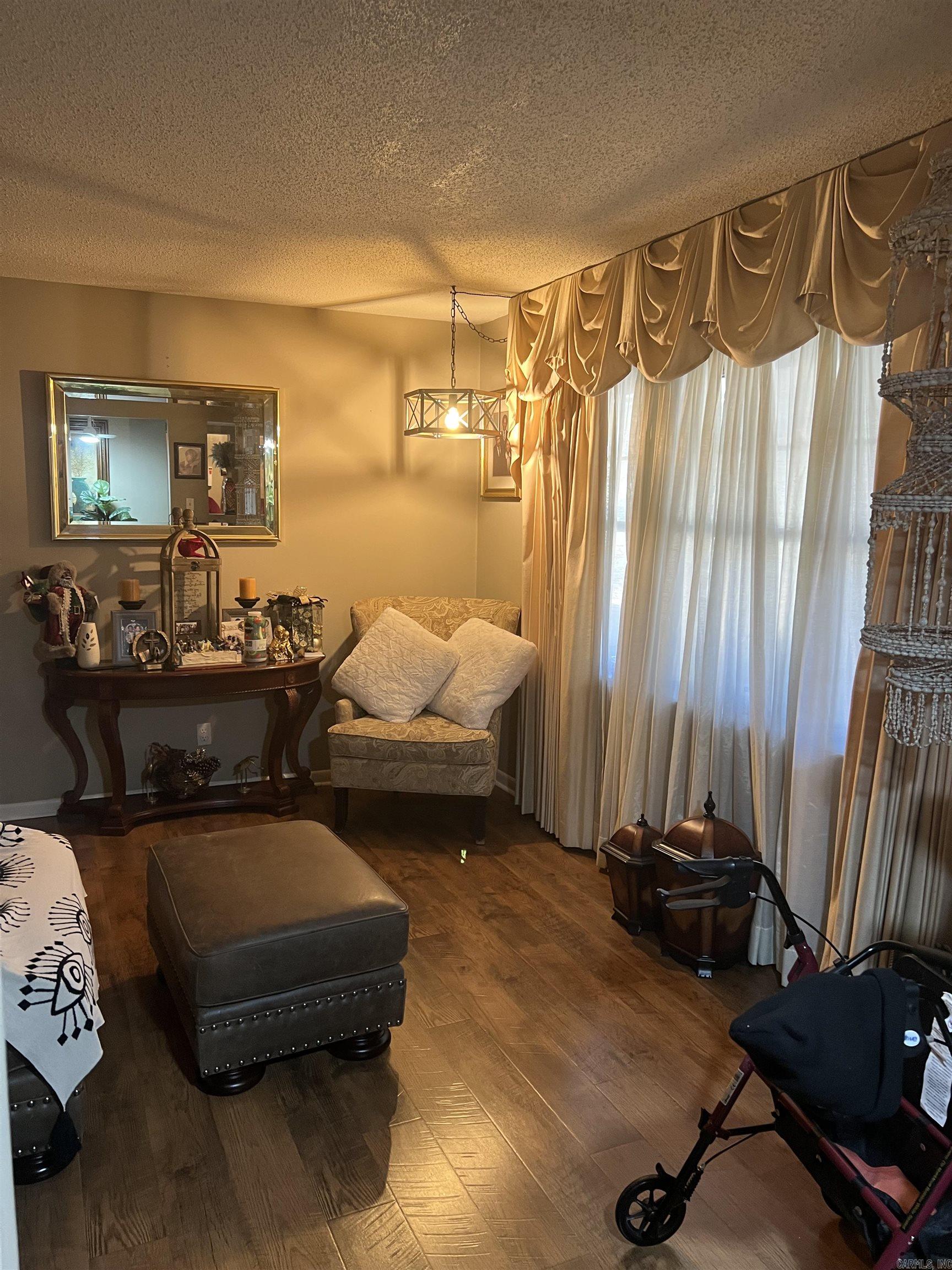 MAJESTIC OAKS - Residential