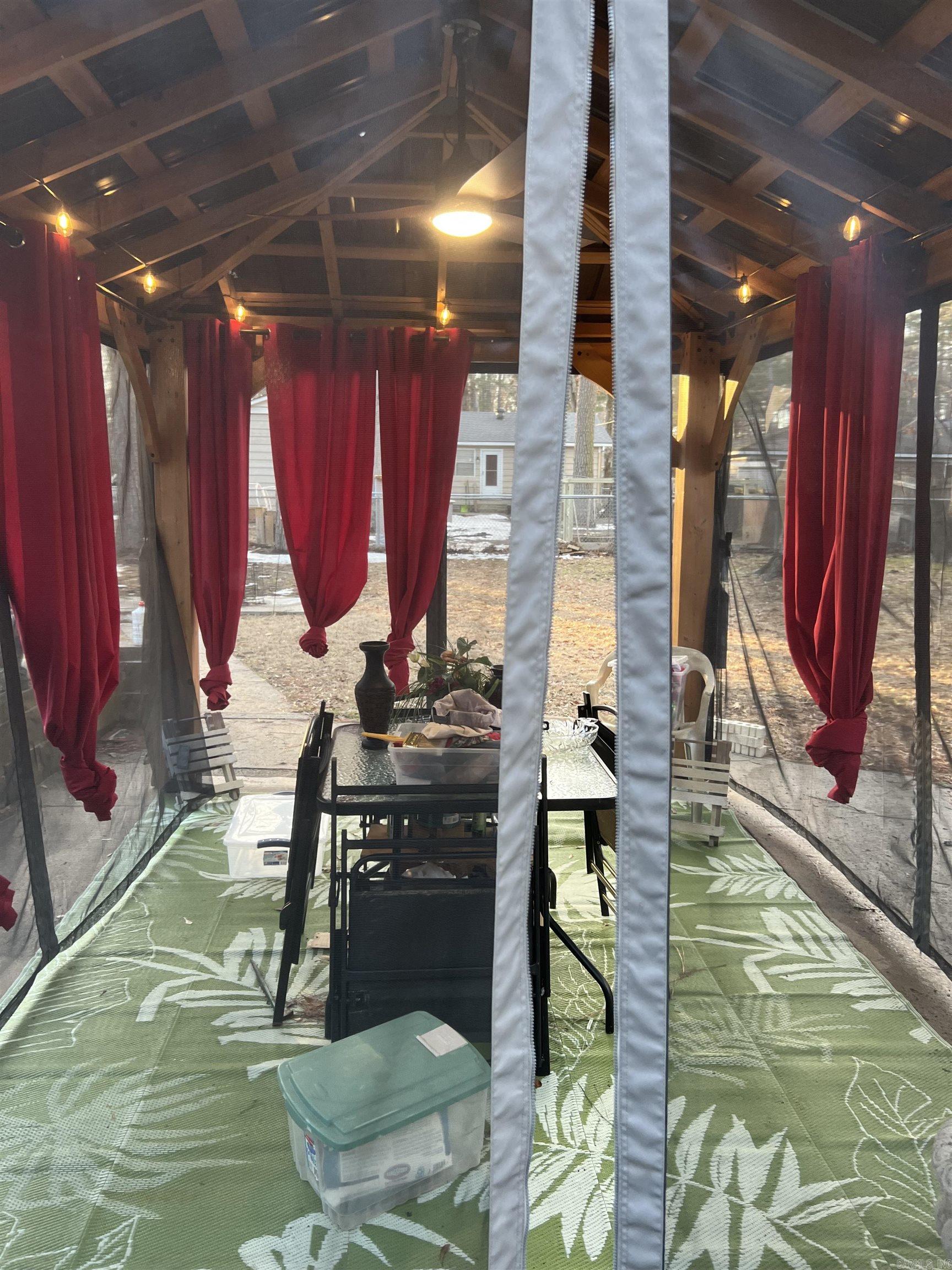 MAJESTIC OAKS - Residential