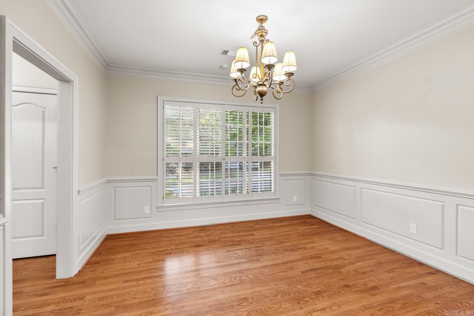 LONGLEA MANOR ADDN - Residential