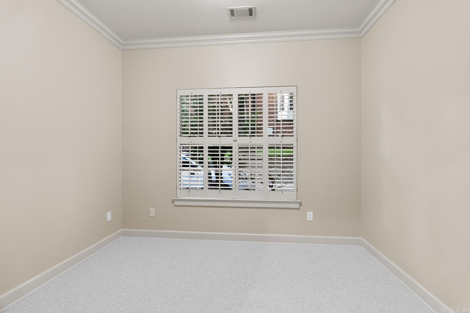 LONGLEA MANOR ADDN - Residential