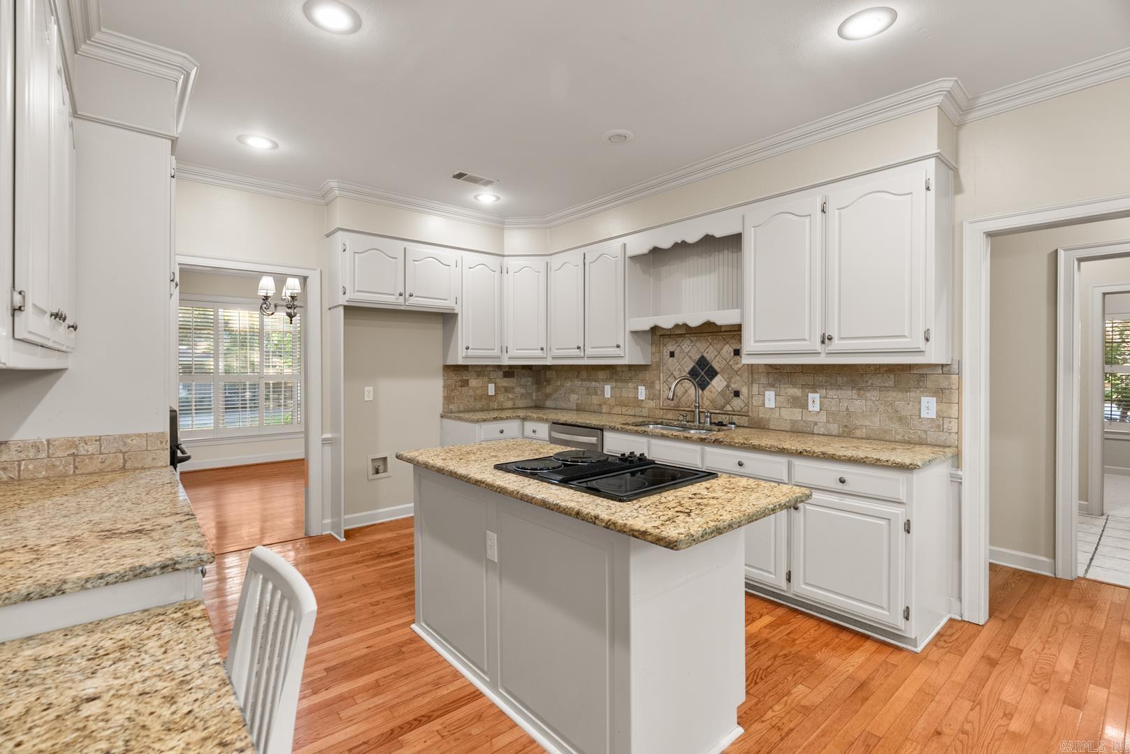 LONGLEA MANOR ADDN - Residential