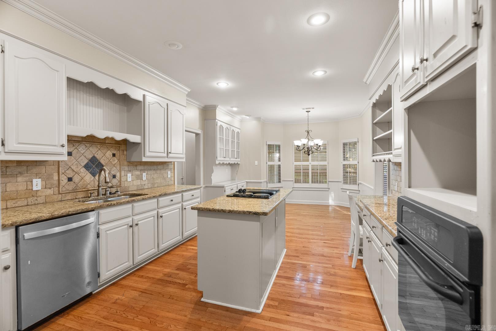 LONGLEA MANOR ADDN - Residential