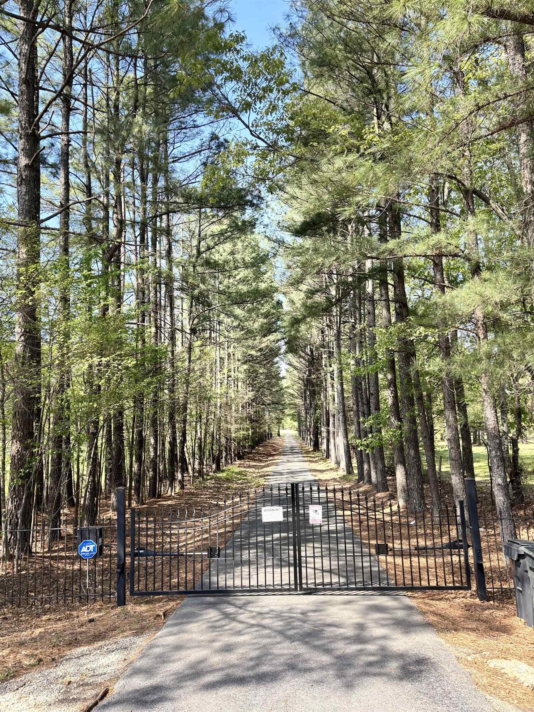 MCDANIEL'S - Residential