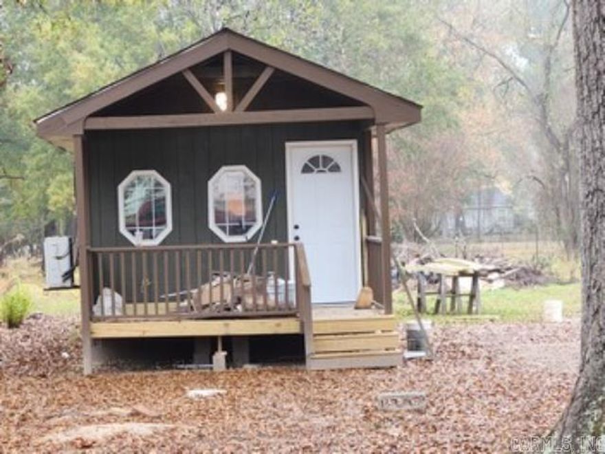 Cottage style one bed one bath studio