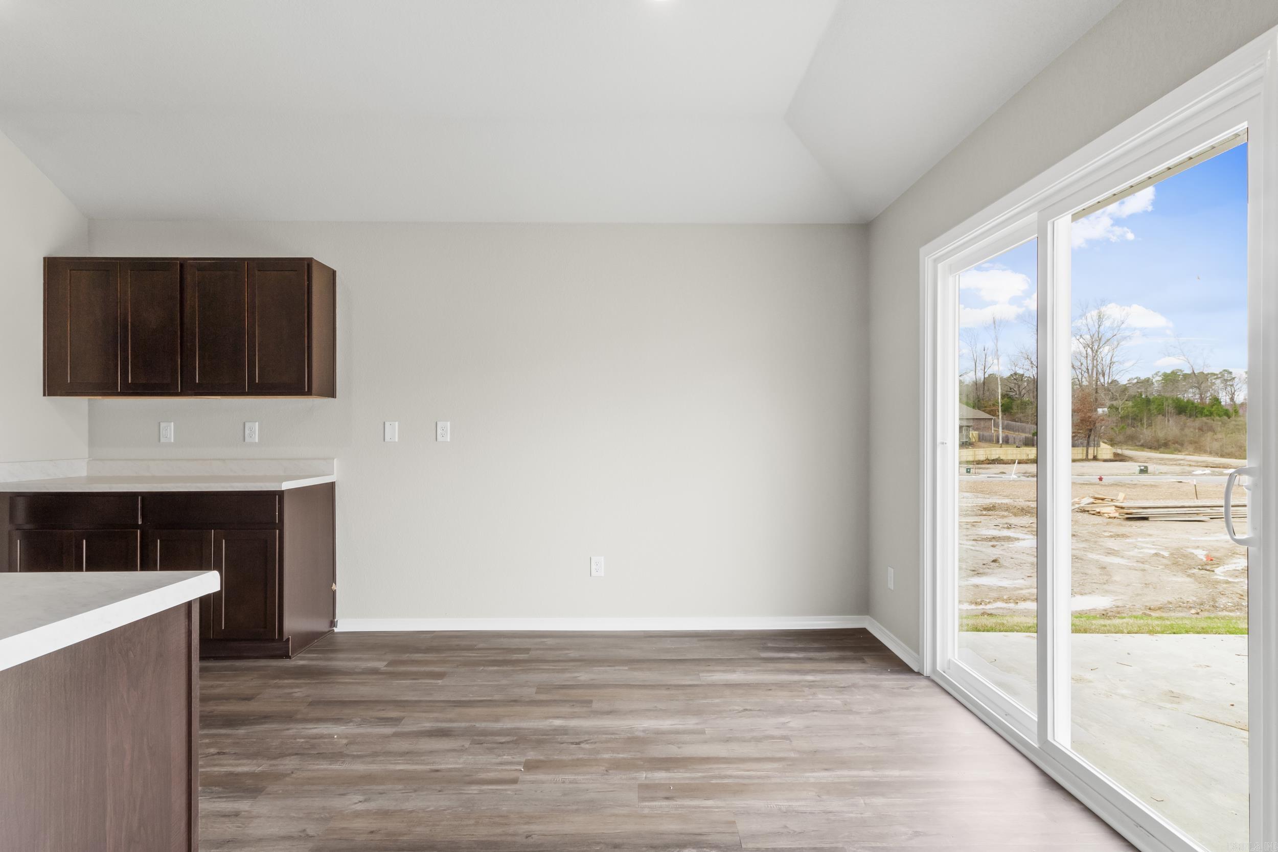 HILLDALE CROSSING - Residential