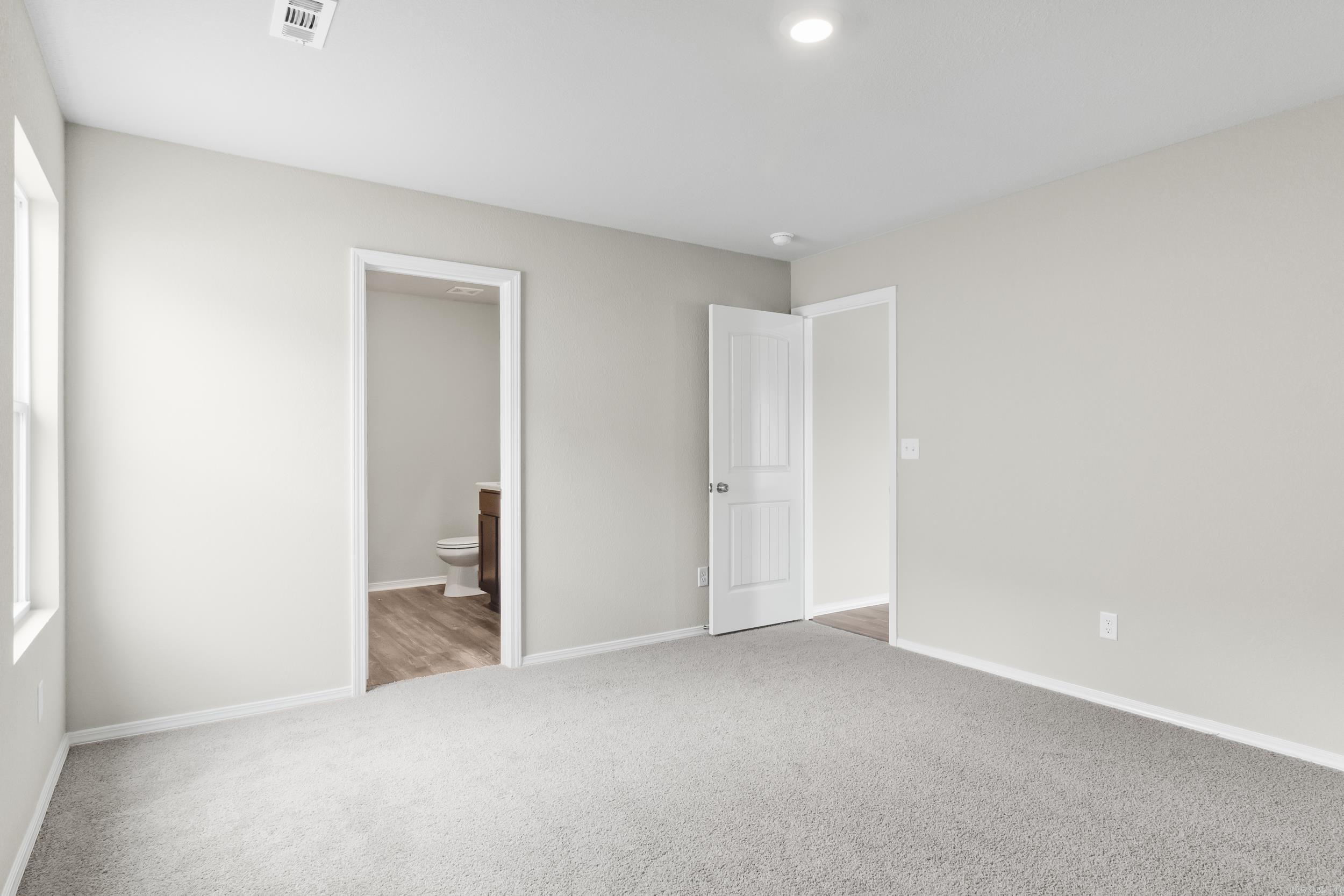 HILLDALE CROSSING - Residential