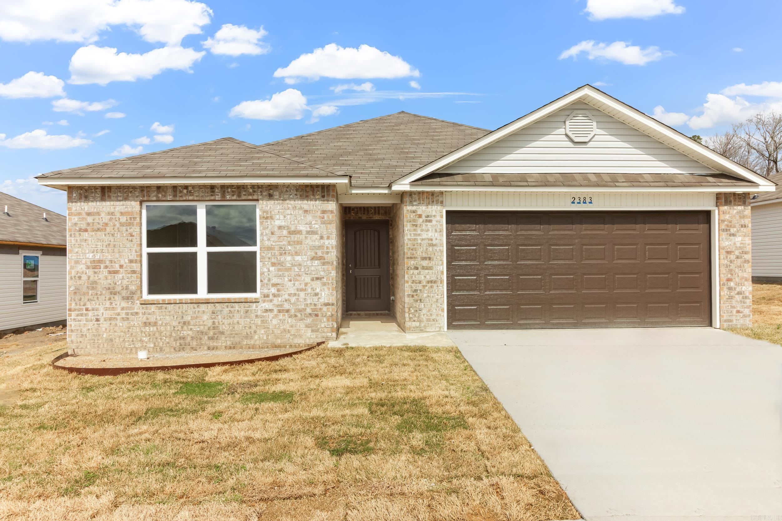 HILLDALE CROSSING - Residential