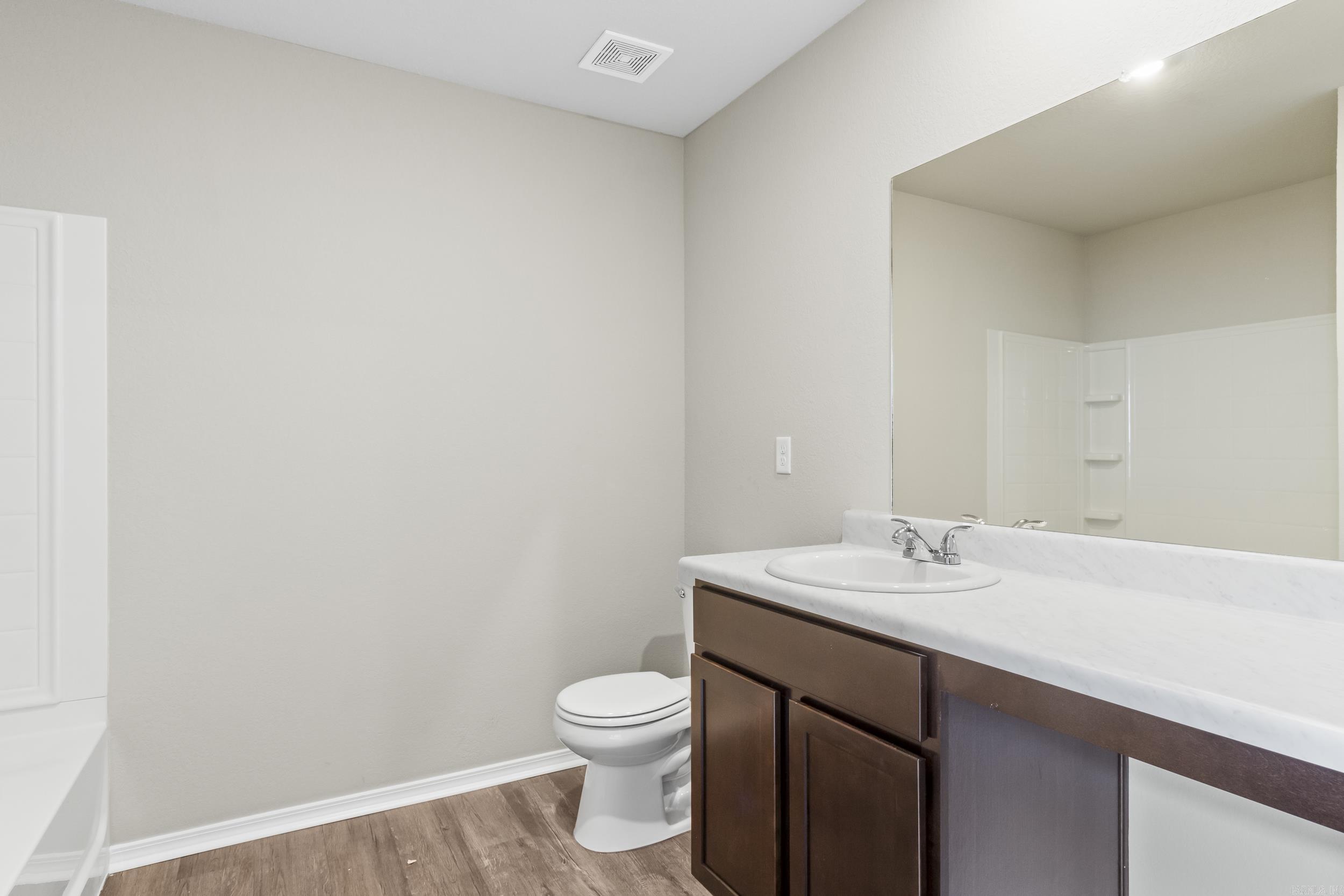 HILLDALE CROSSING - Residential