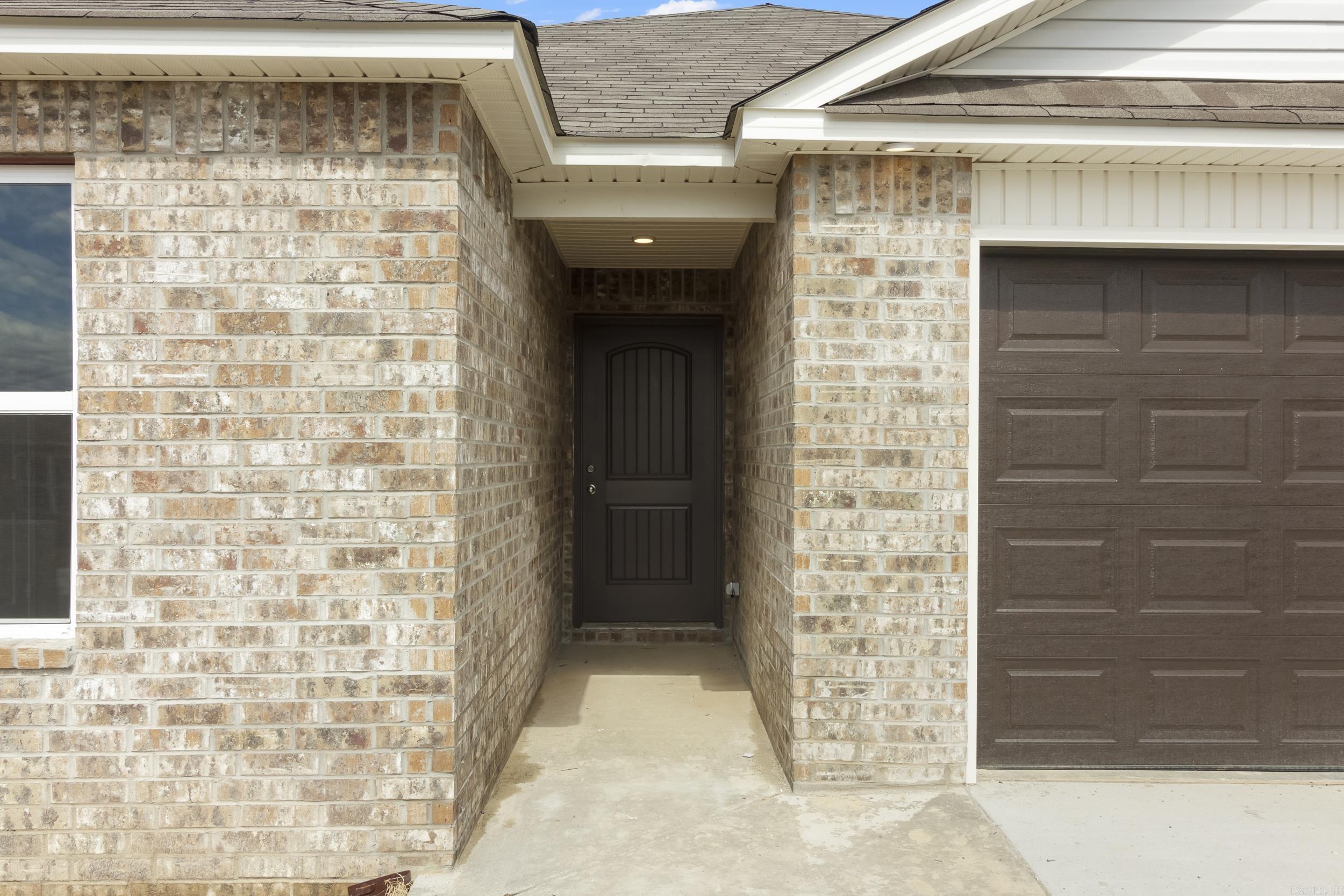 HILLDALE CROSSING - Residential