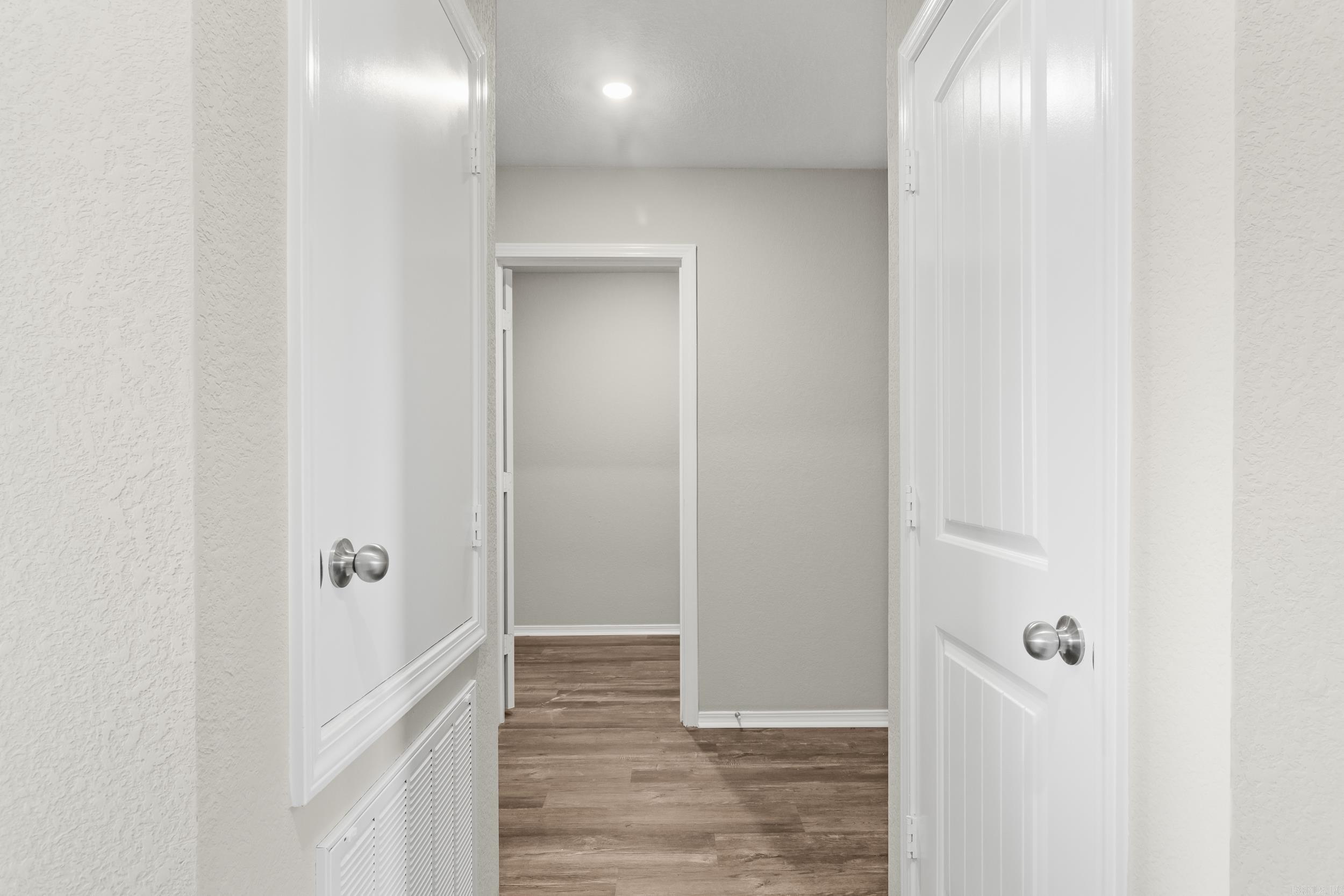 HILLDALE CROSSING - Residential