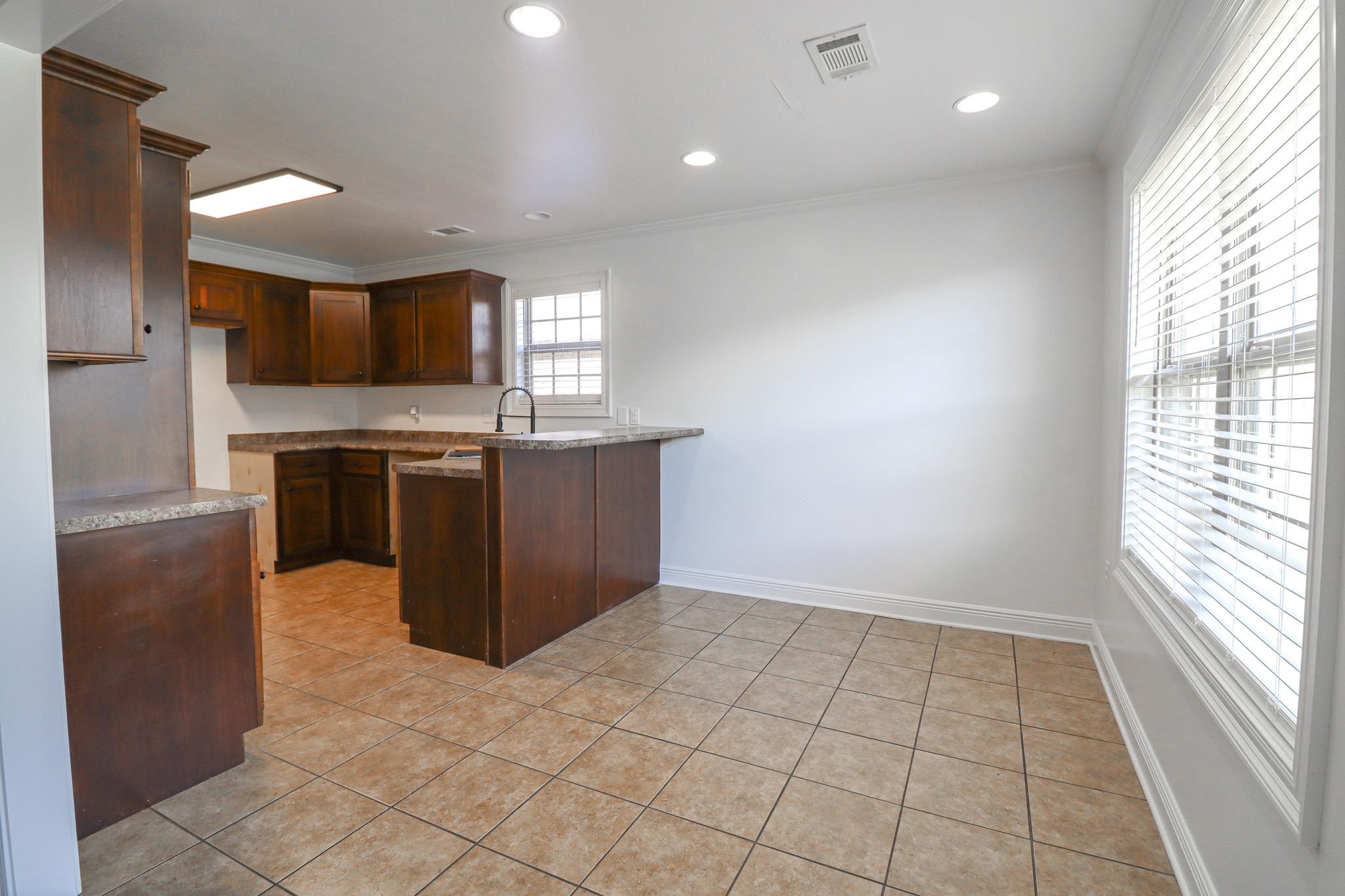 DONLEE RIDGE - Residential