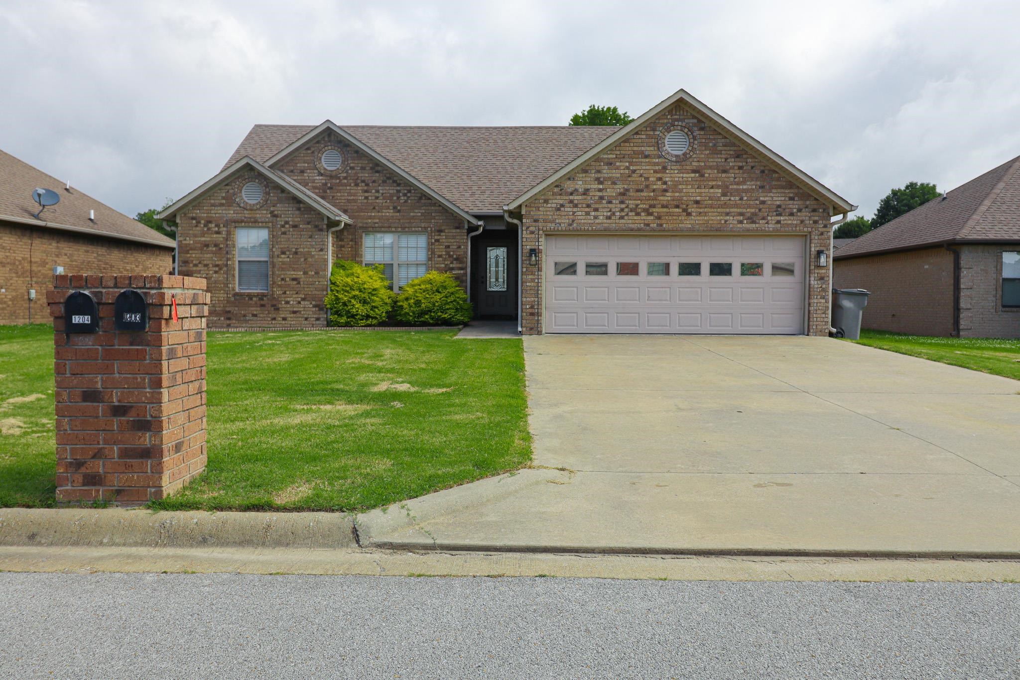 DONLEE RIDGE - Residential