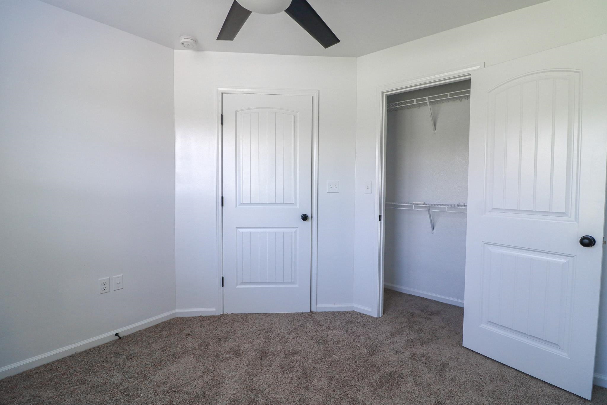 DONLEE RIDGE - Residential