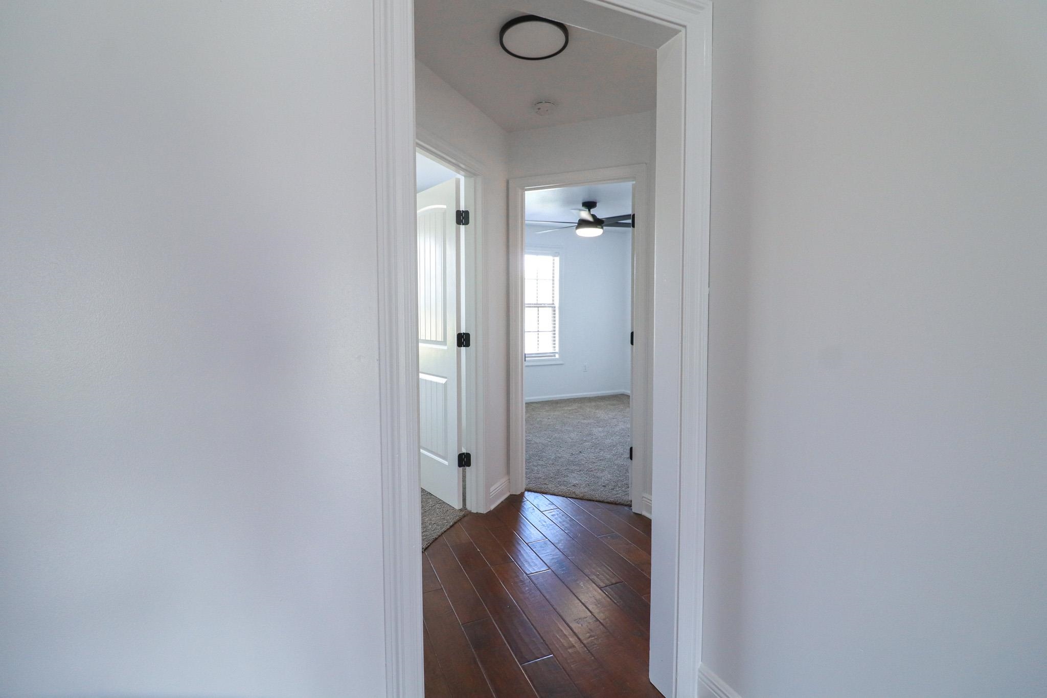 DONLEE RIDGE - Residential