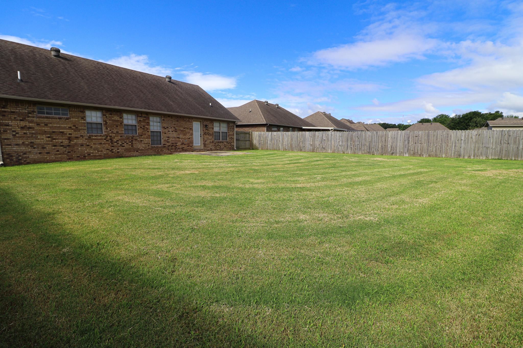 DONLEE RIDGE - Residential