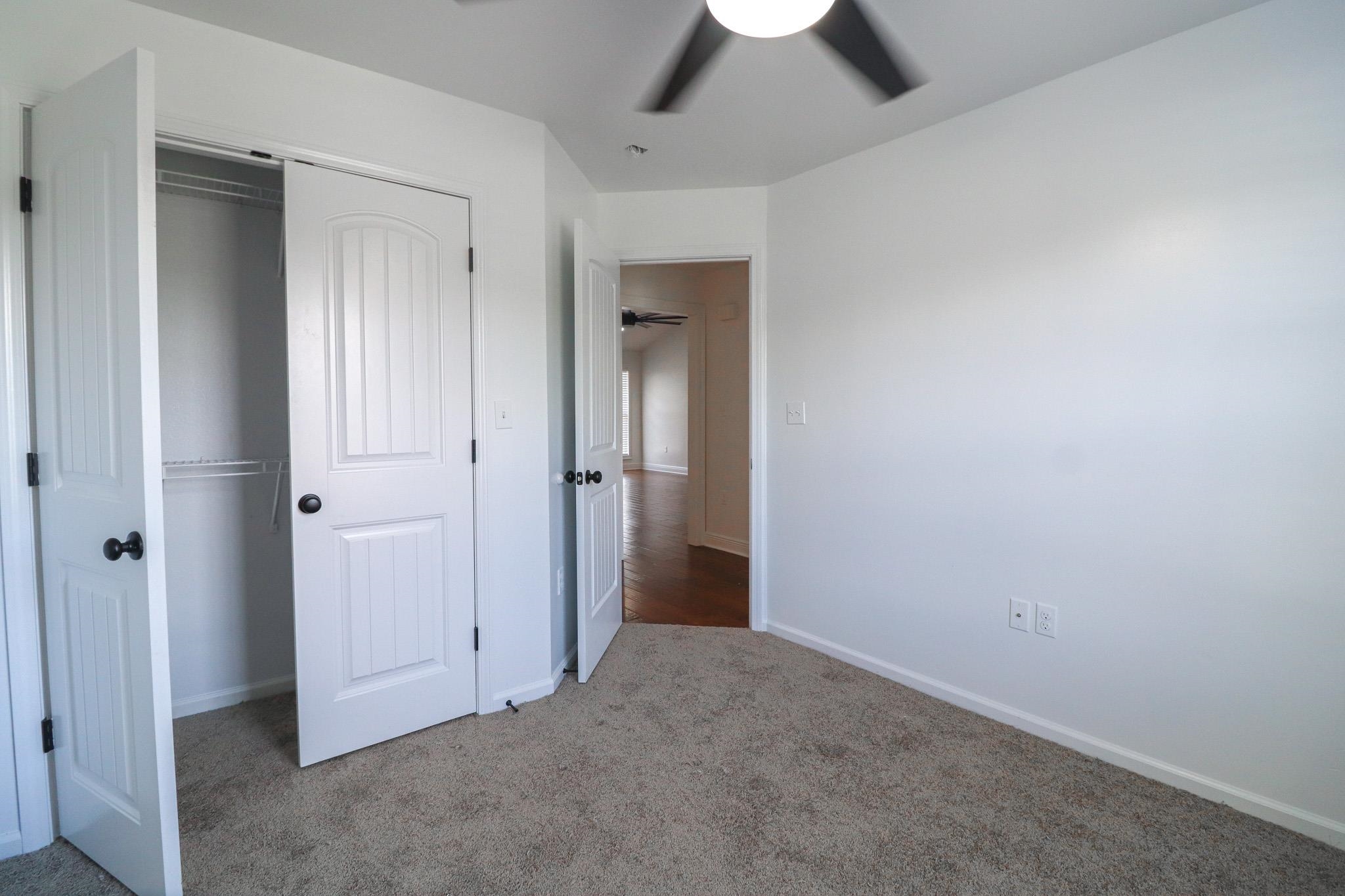 DONLEE RIDGE - Residential