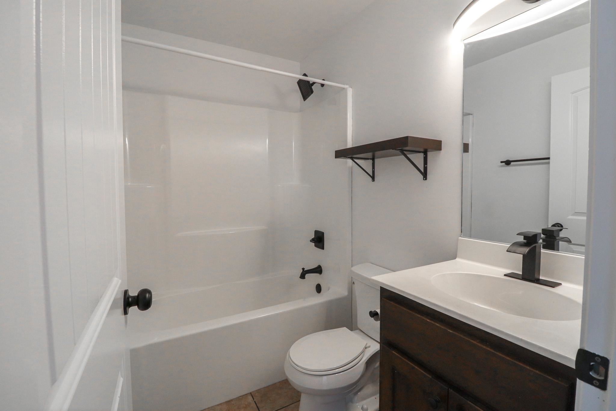 DONLEE RIDGE - Residential
