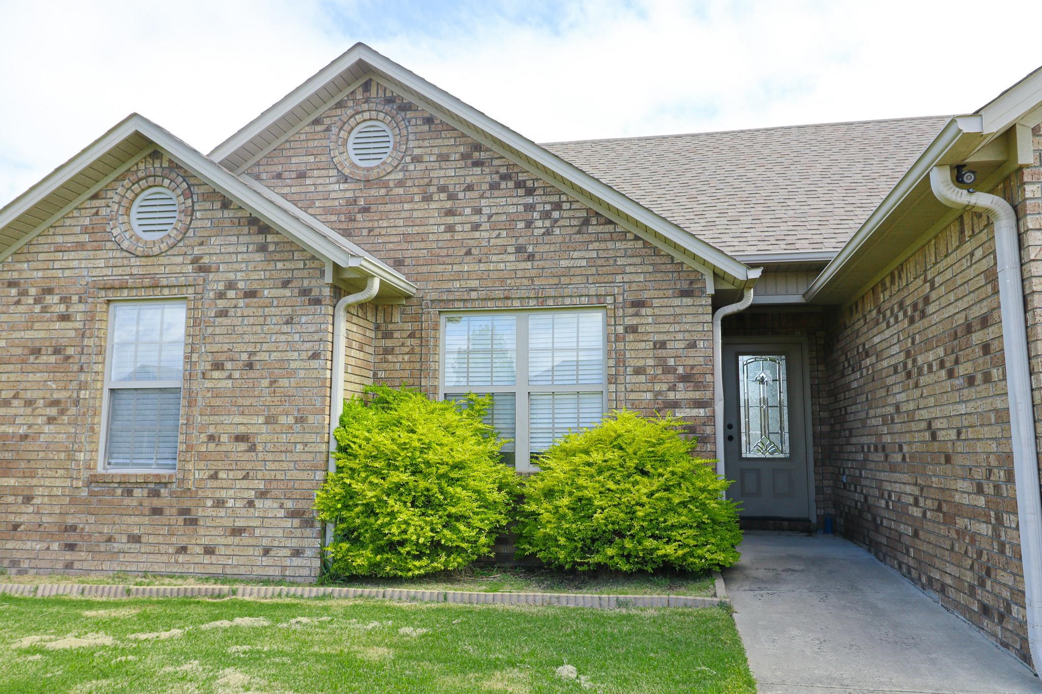 DONLEE RIDGE - Residential