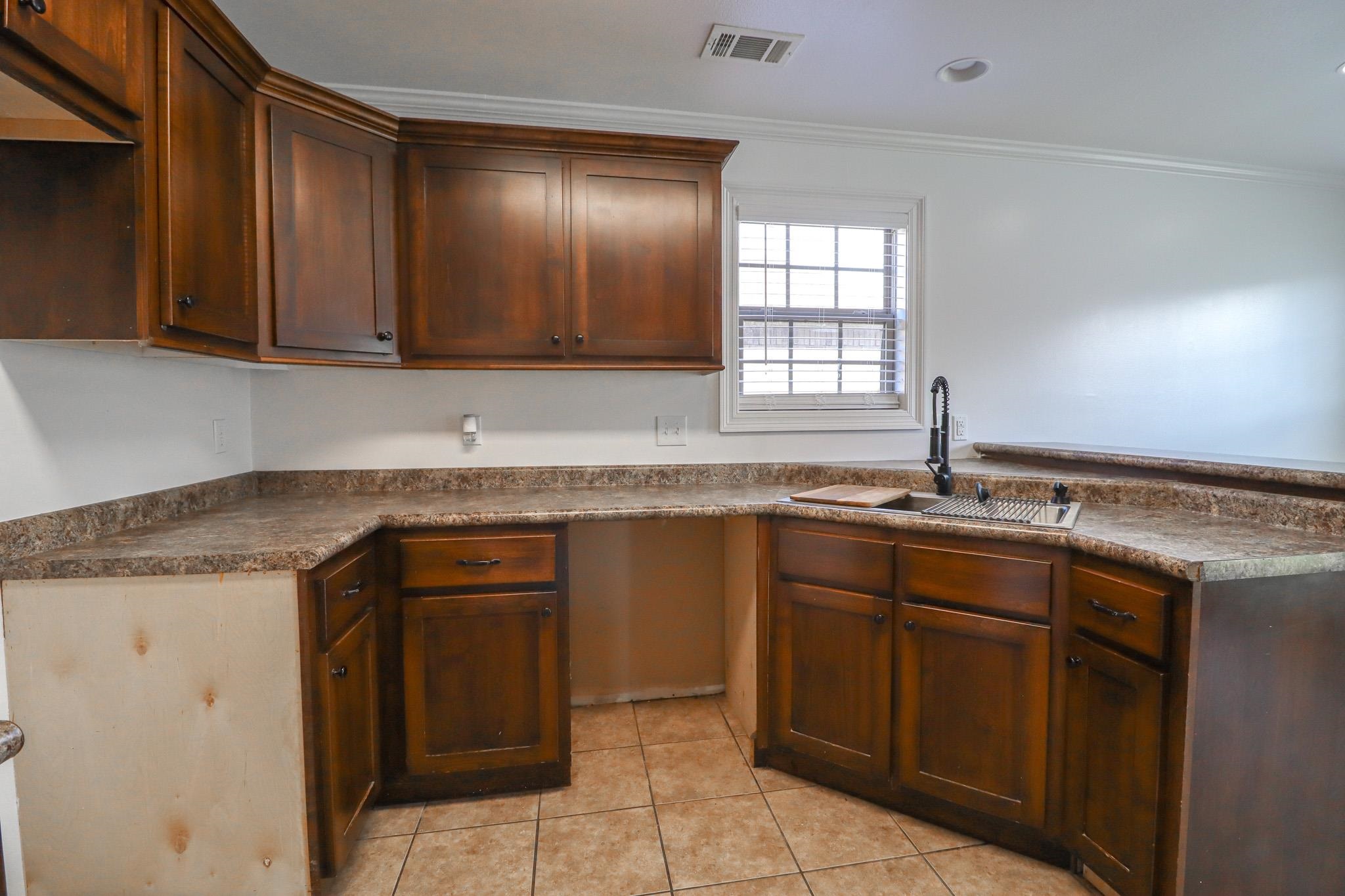 DONLEE RIDGE - Residential