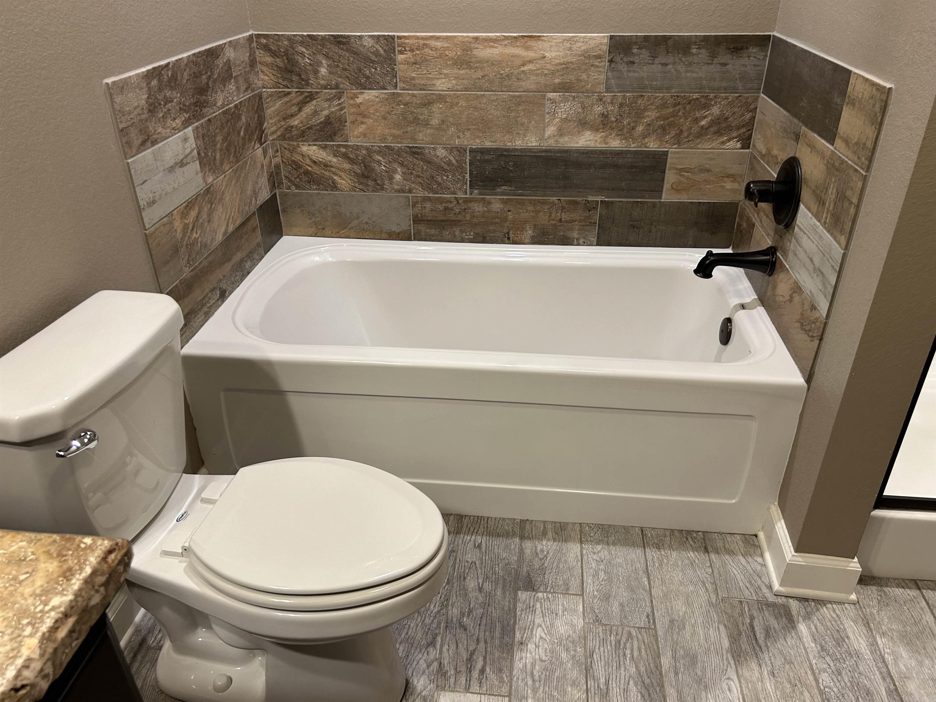 Churchill Downs - Residential