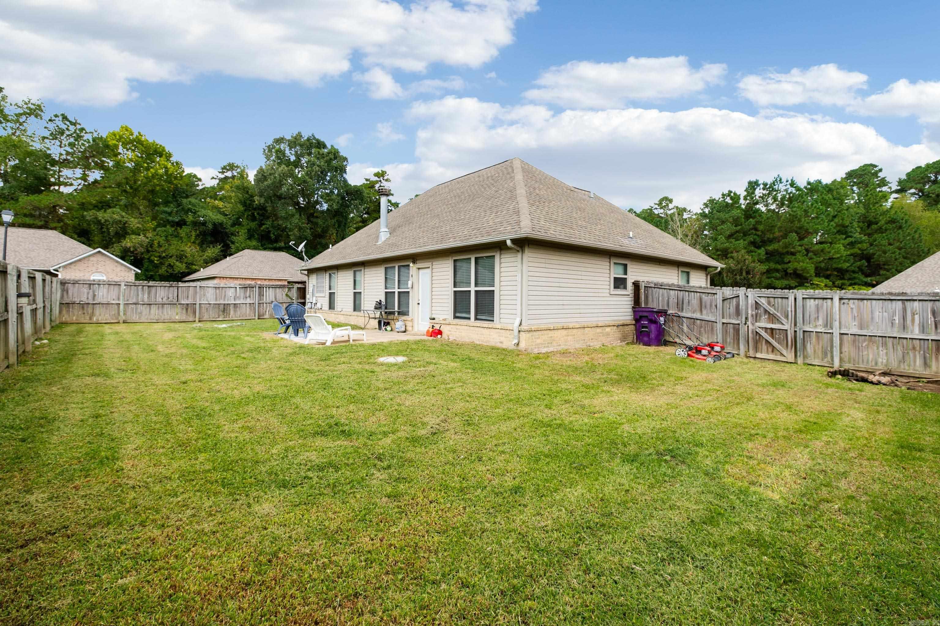 WISTERIA VINEYARD - Residential
