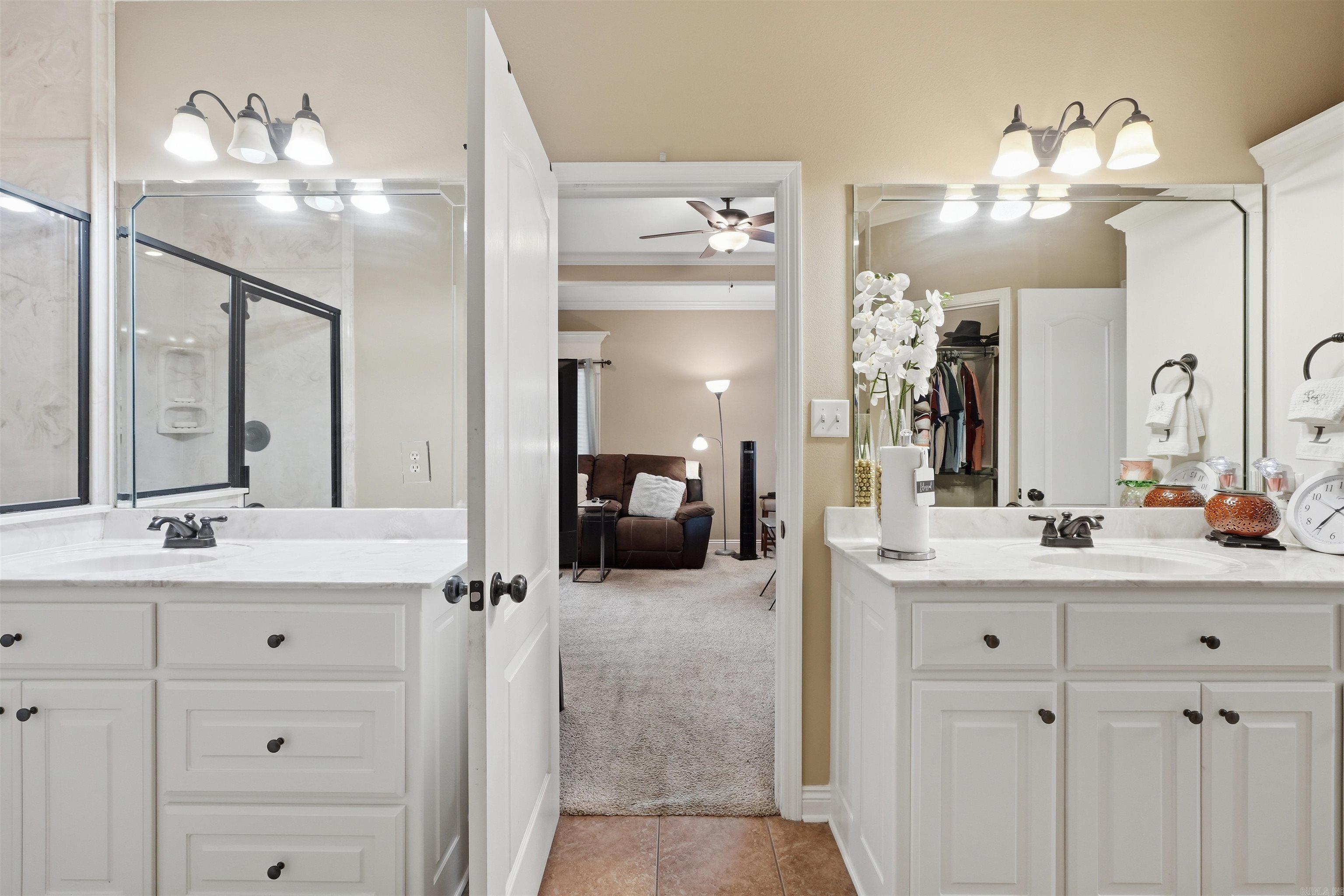 MILLERS CROSSING - Residential