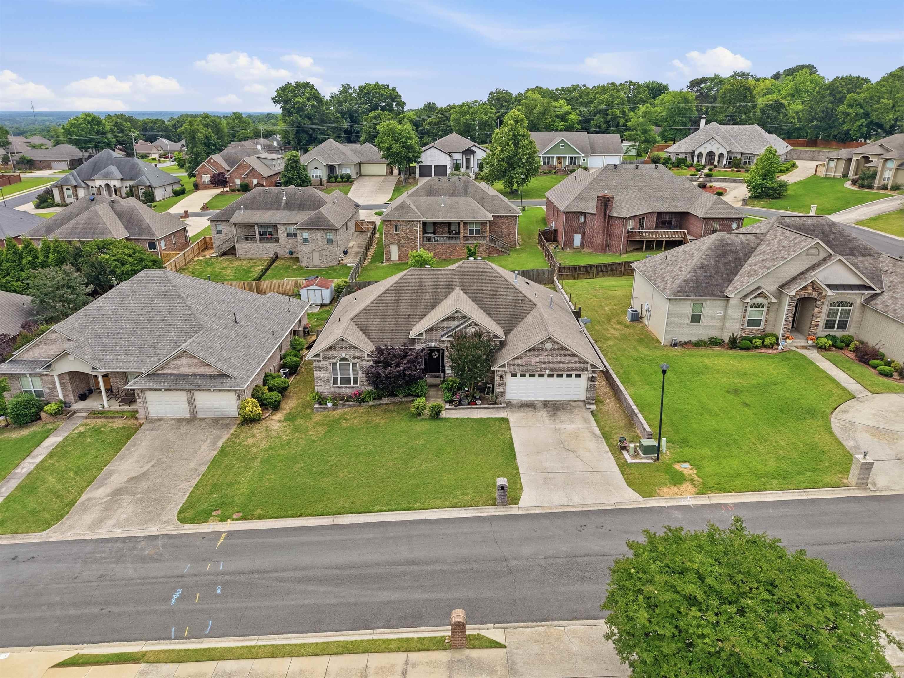 MILLERS CROSSING - Residential
