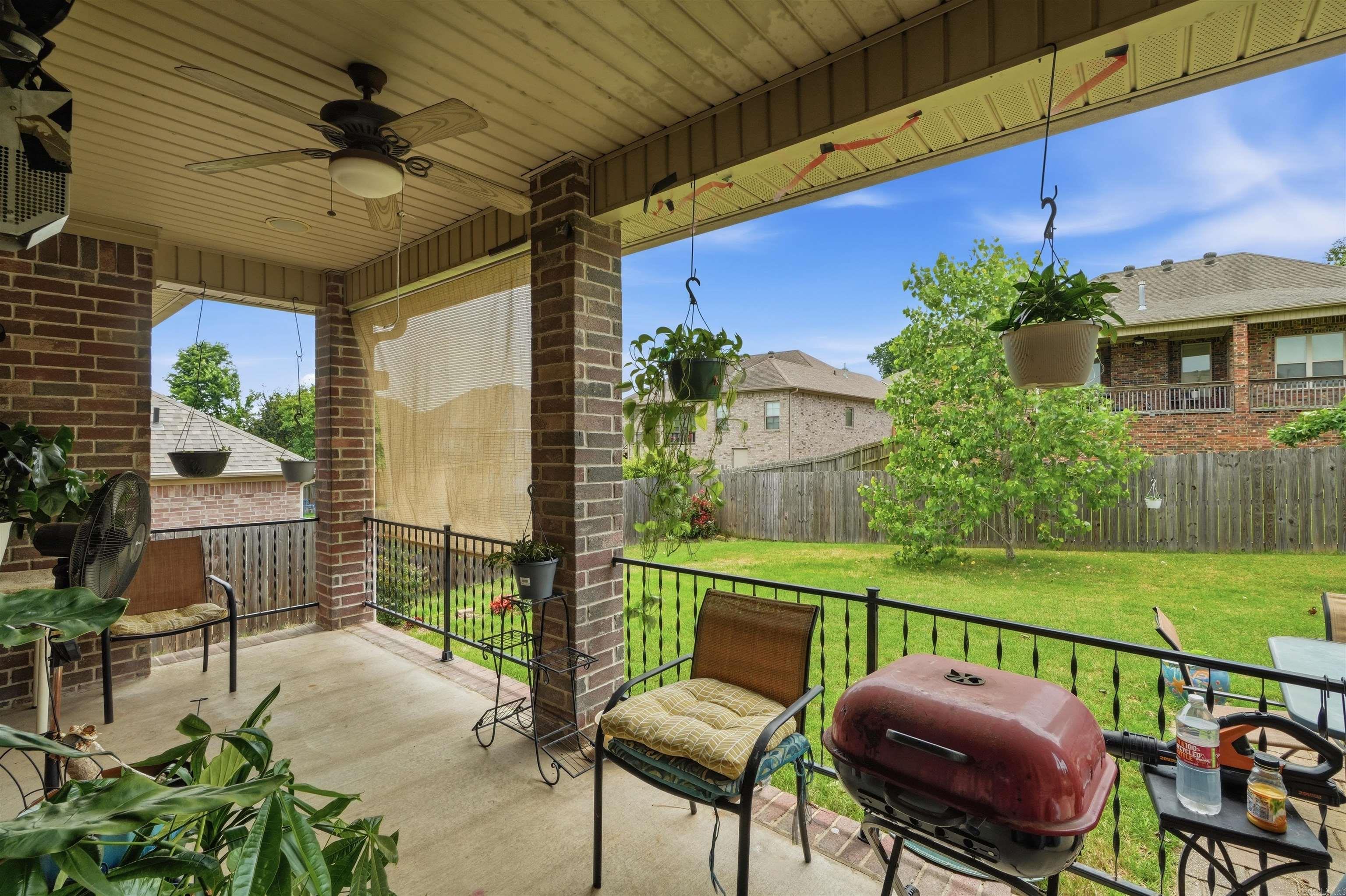 MILLERS CROSSING - Residential