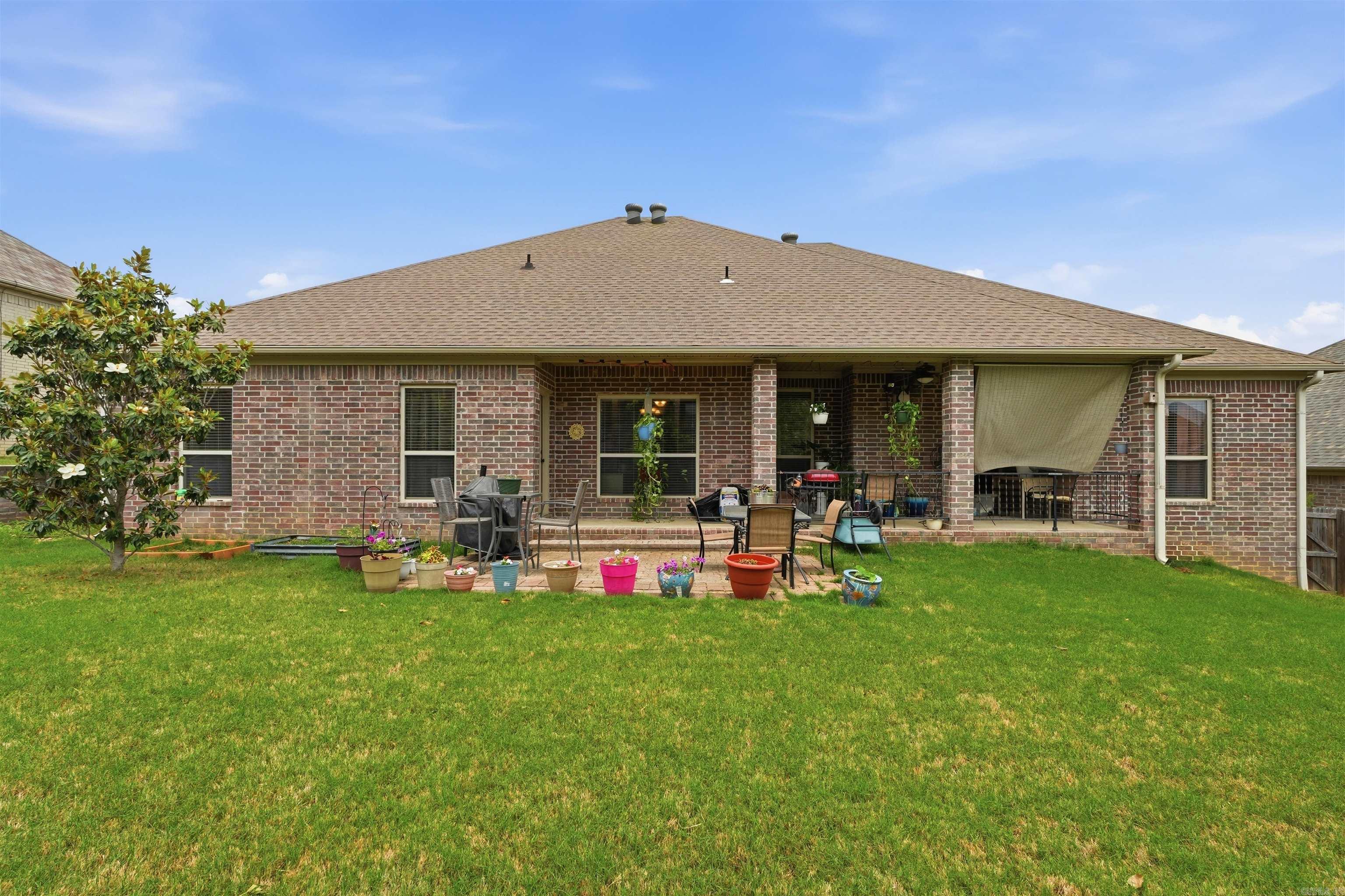 MILLERS CROSSING - Residential
