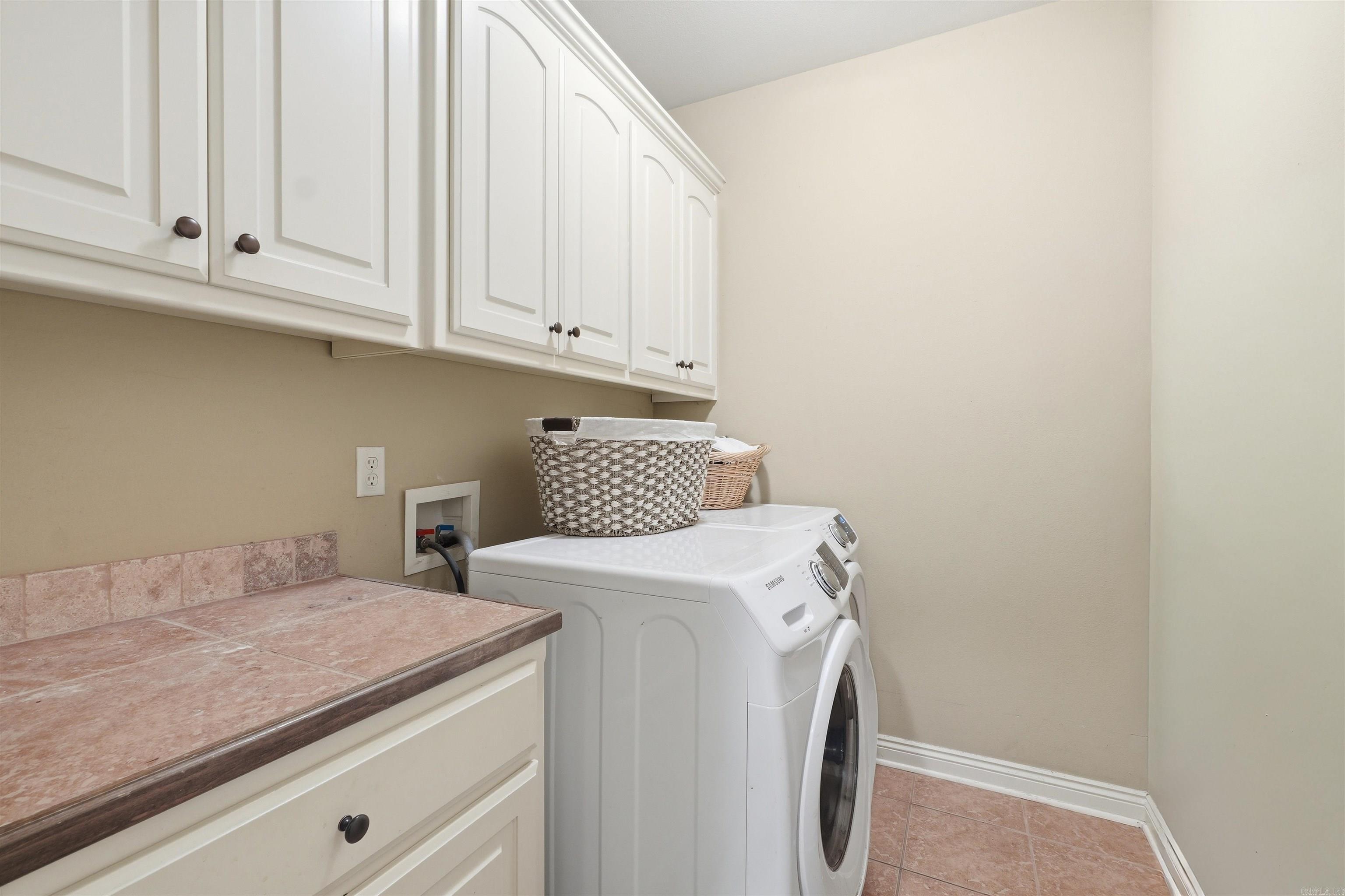 MILLERS CROSSING - Residential