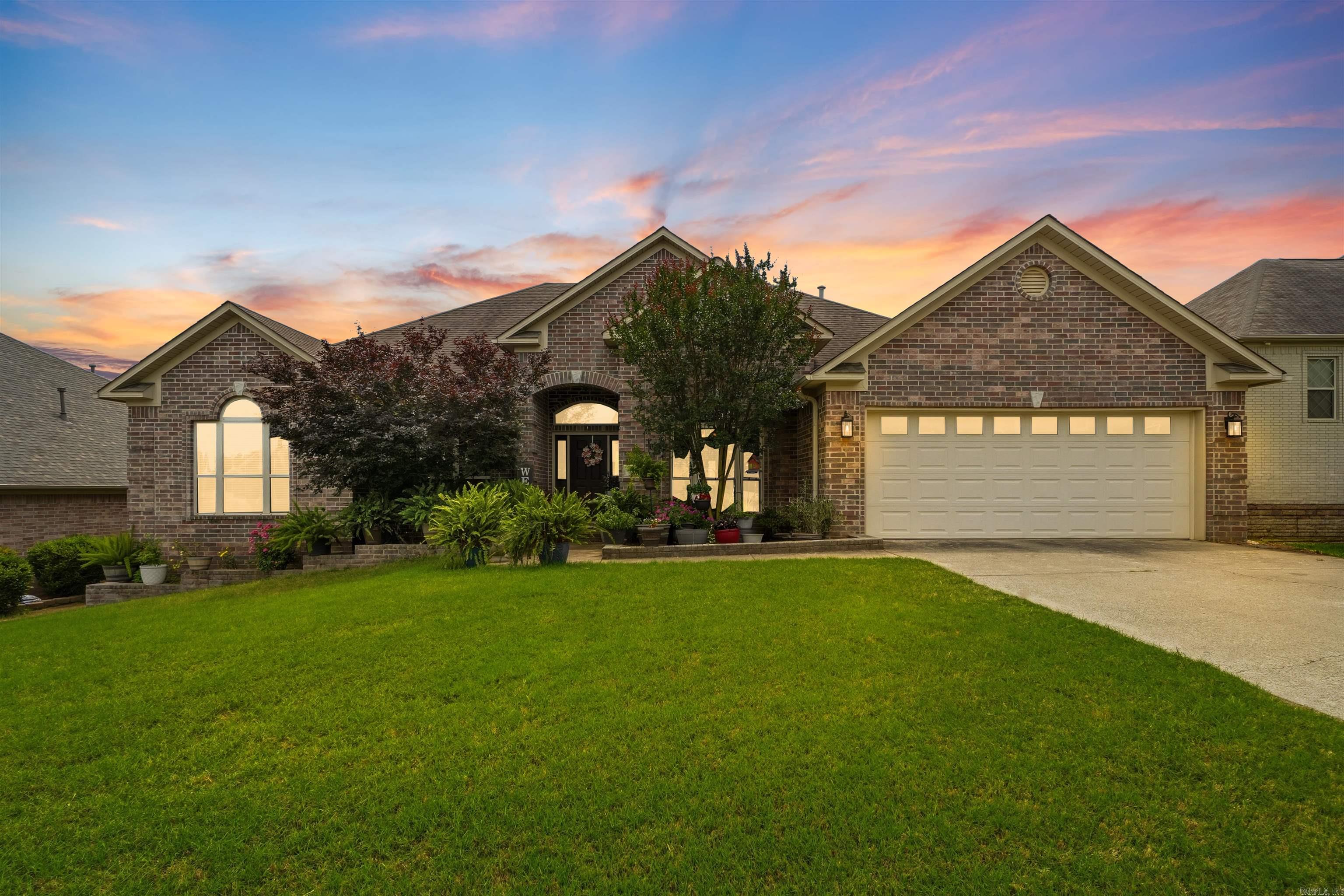 MILLERS CROSSING - Residential