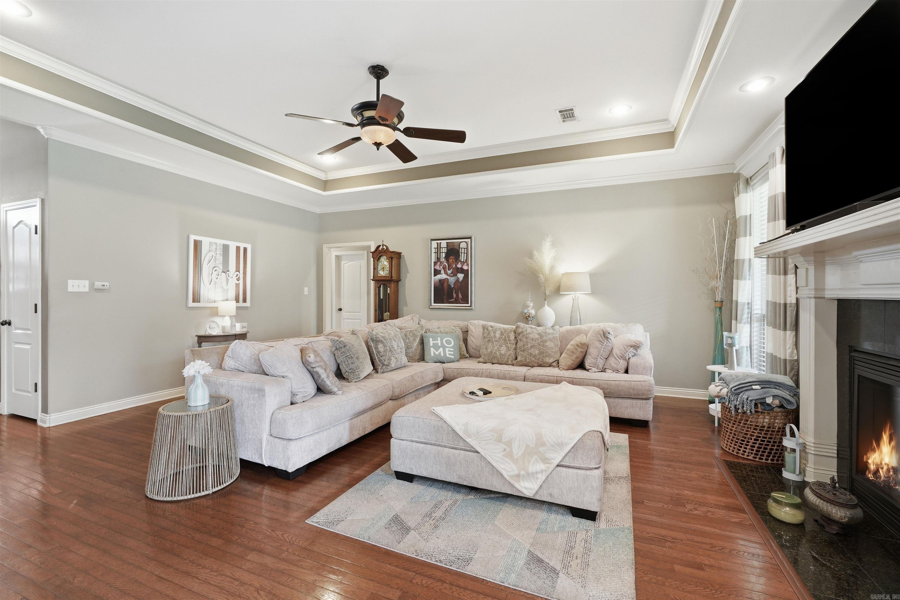 MILLERS CROSSING - Residential
