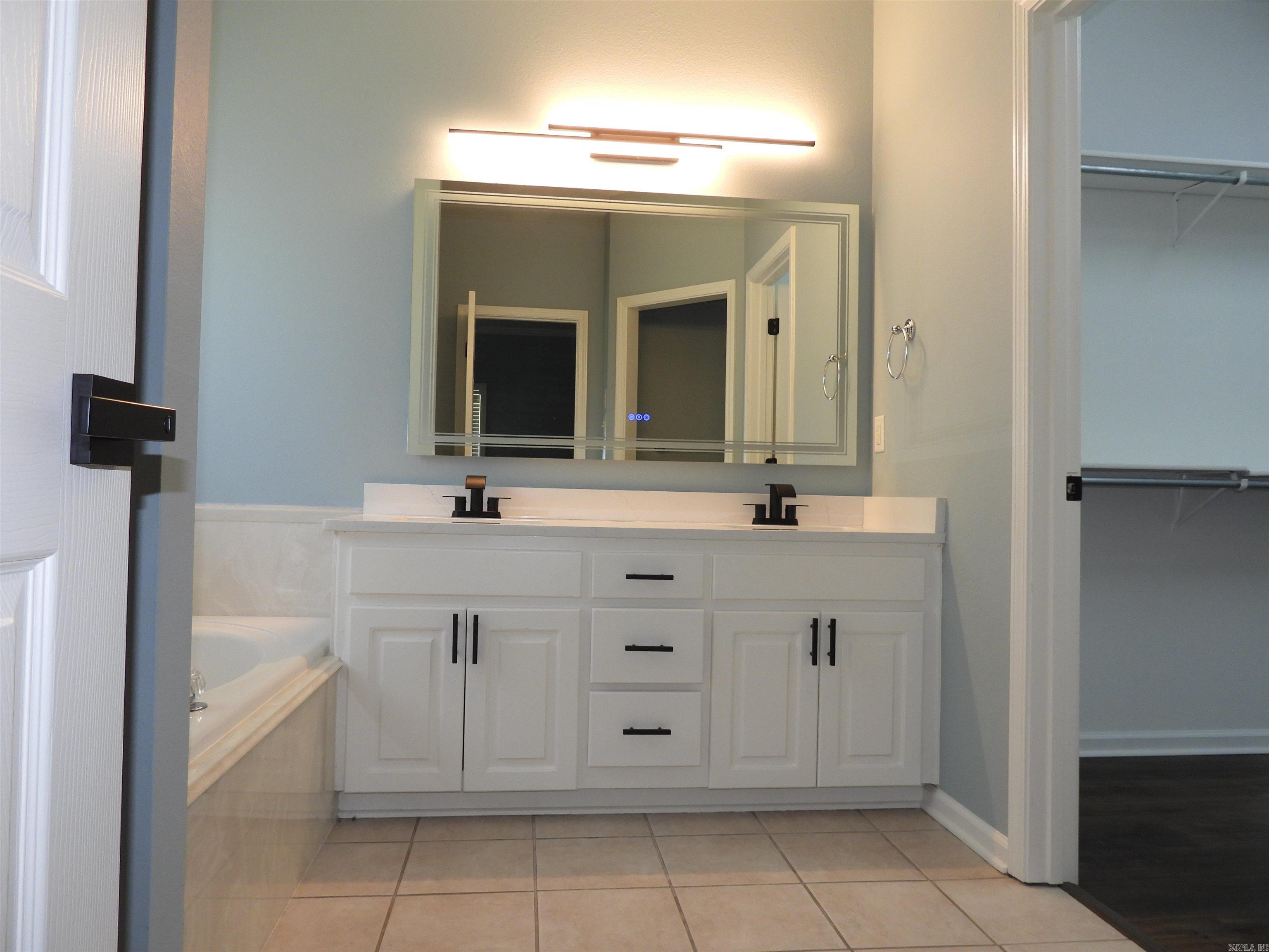 COLLENWOOD - Residential