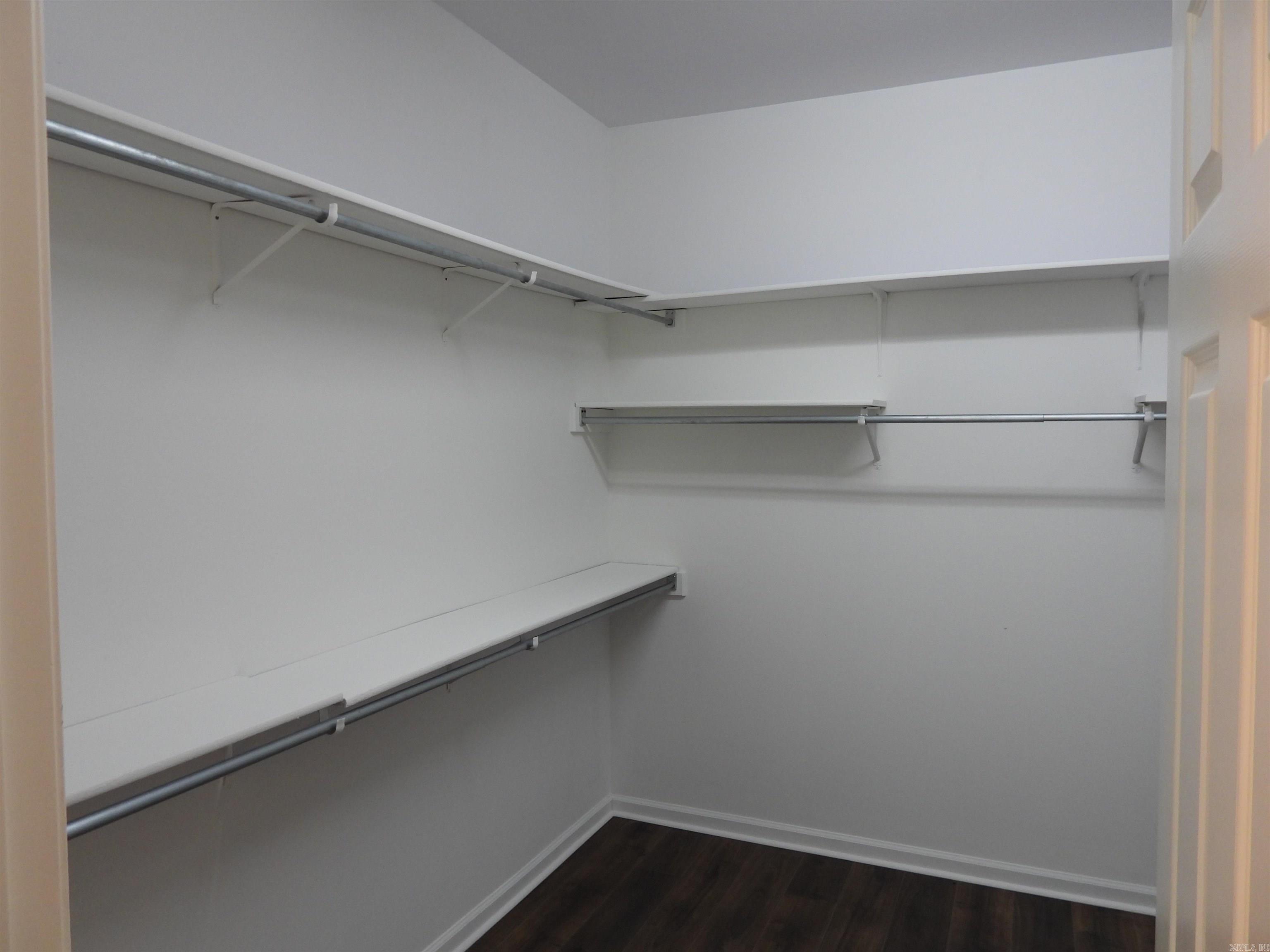 COLLENWOOD - Residential