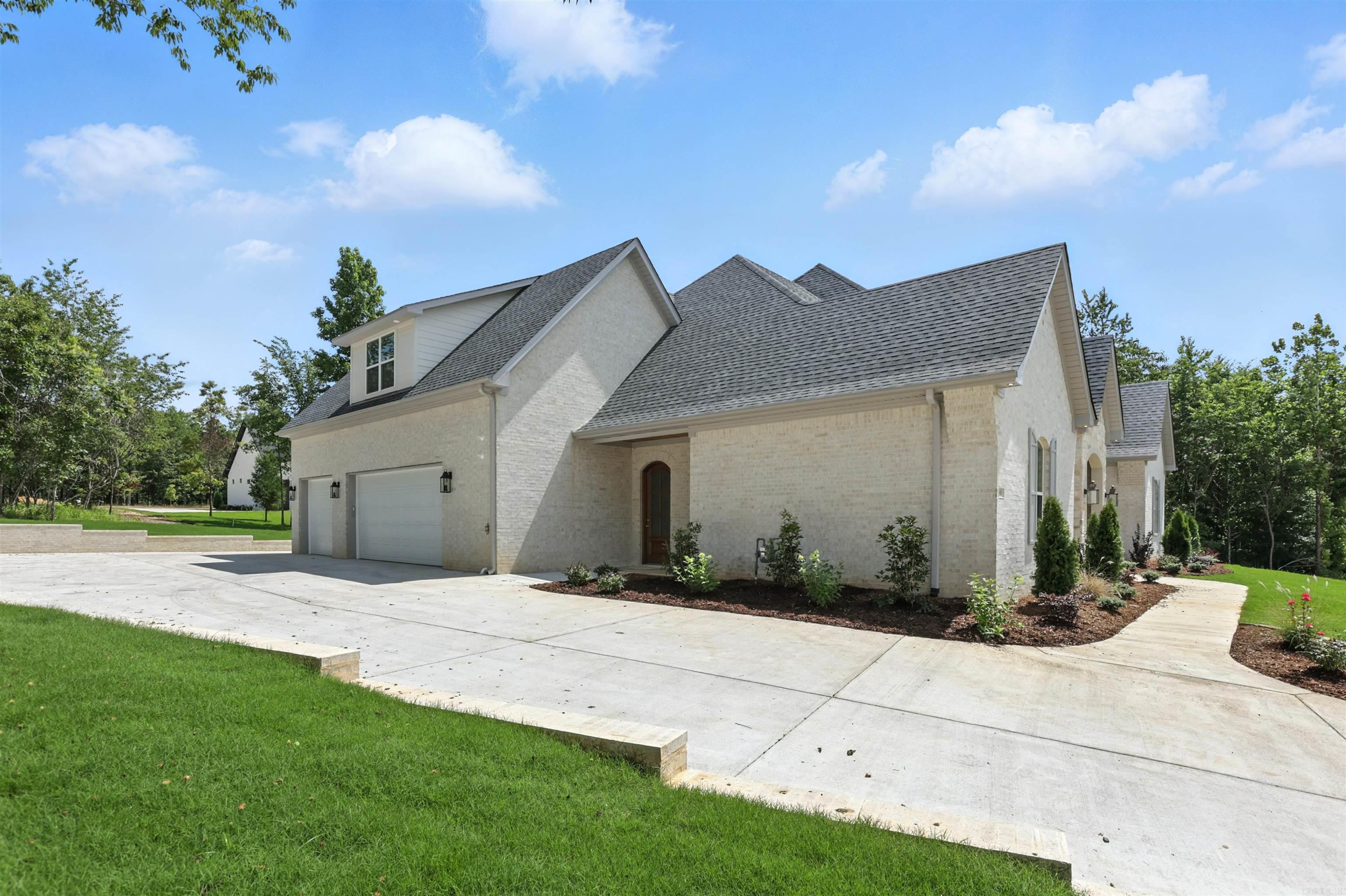 THE WOODLANDS - Residential