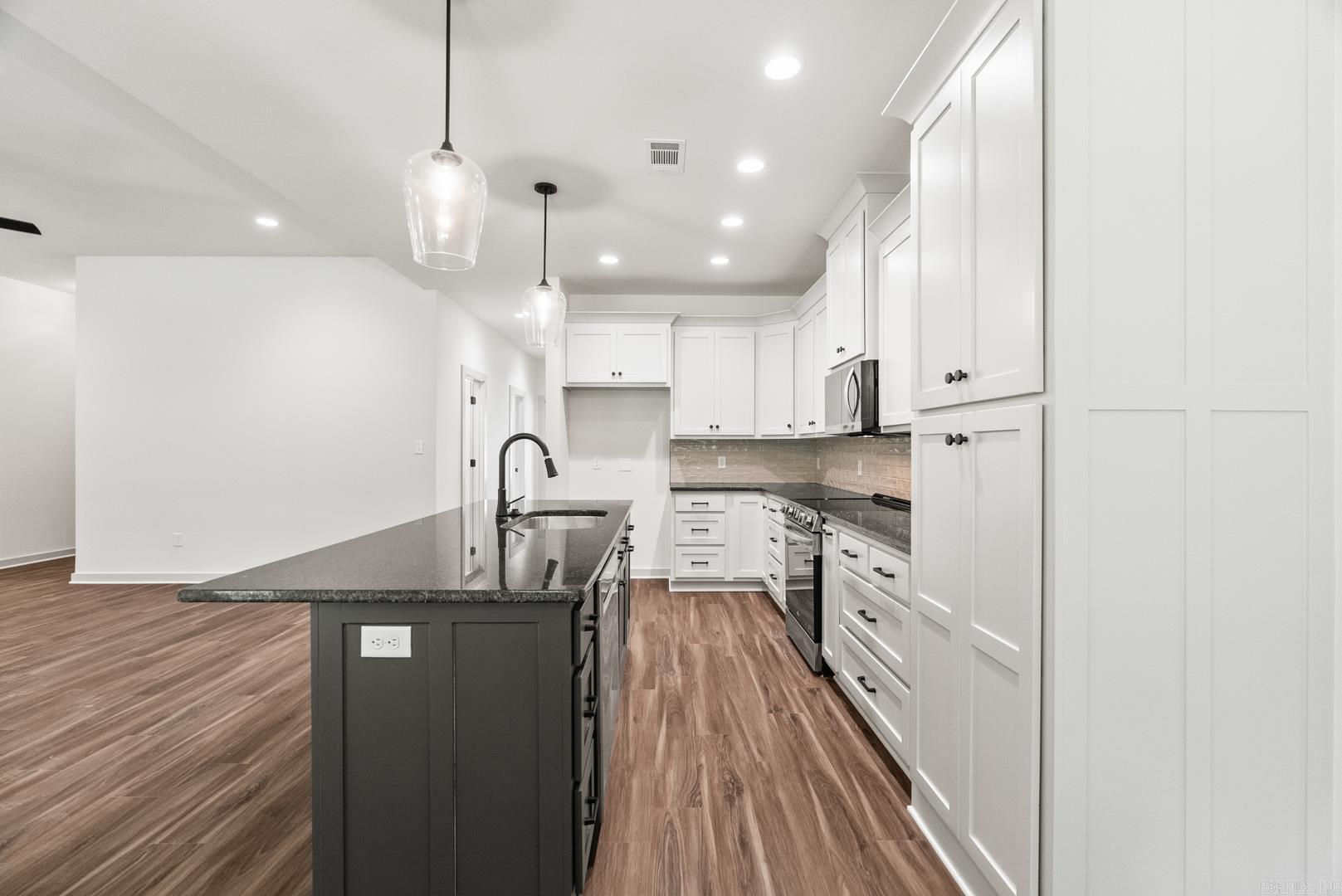 LEWIS COVE - Residential