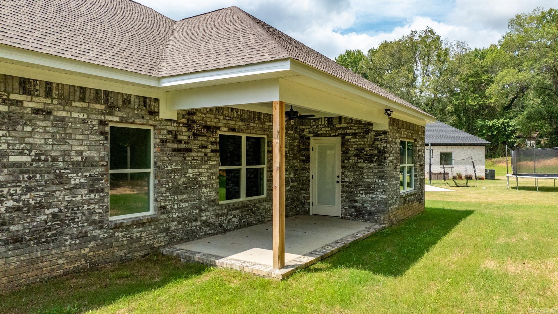 LEWIS COVE - Residential