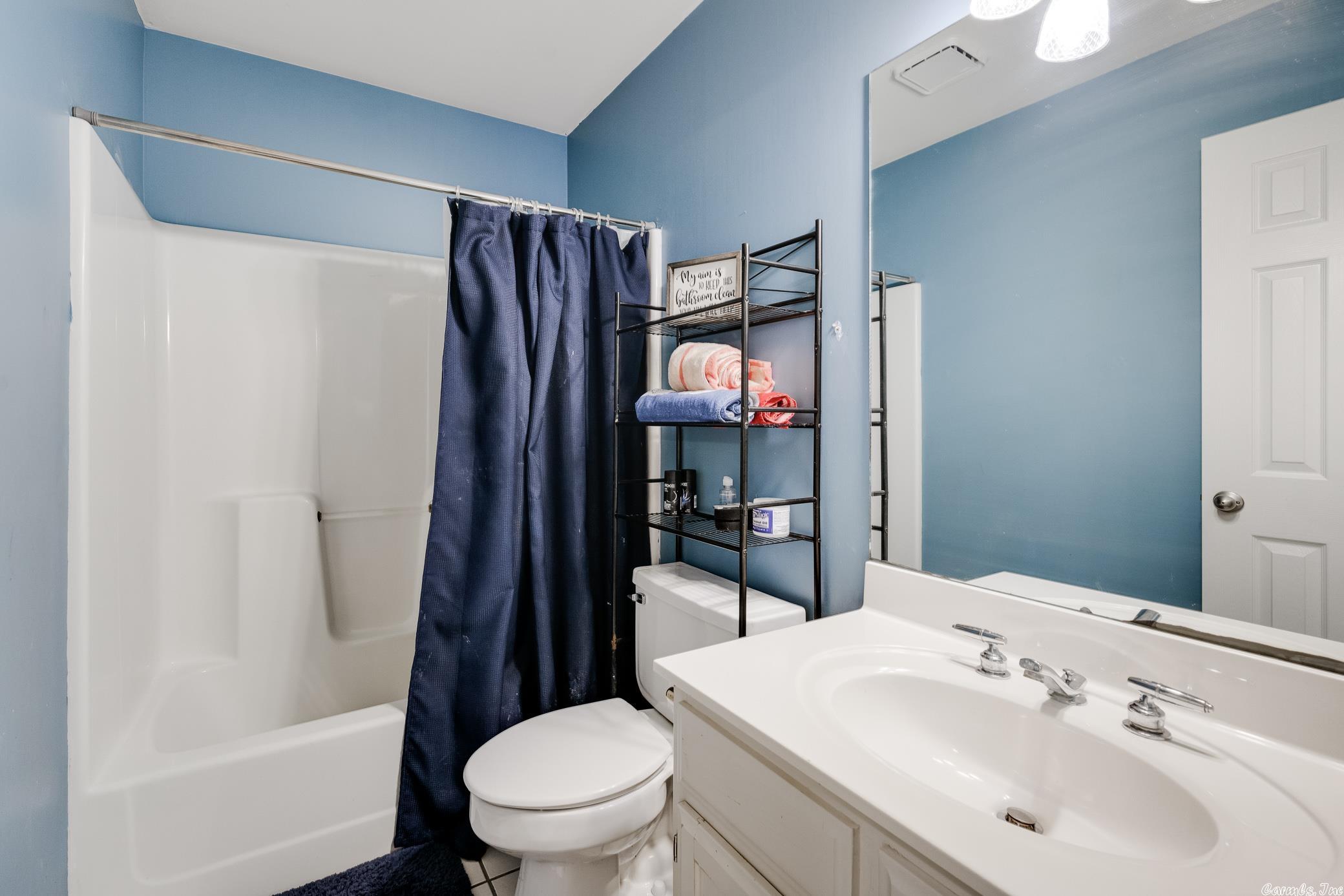 SOUTH SHORE ADDN - Residential