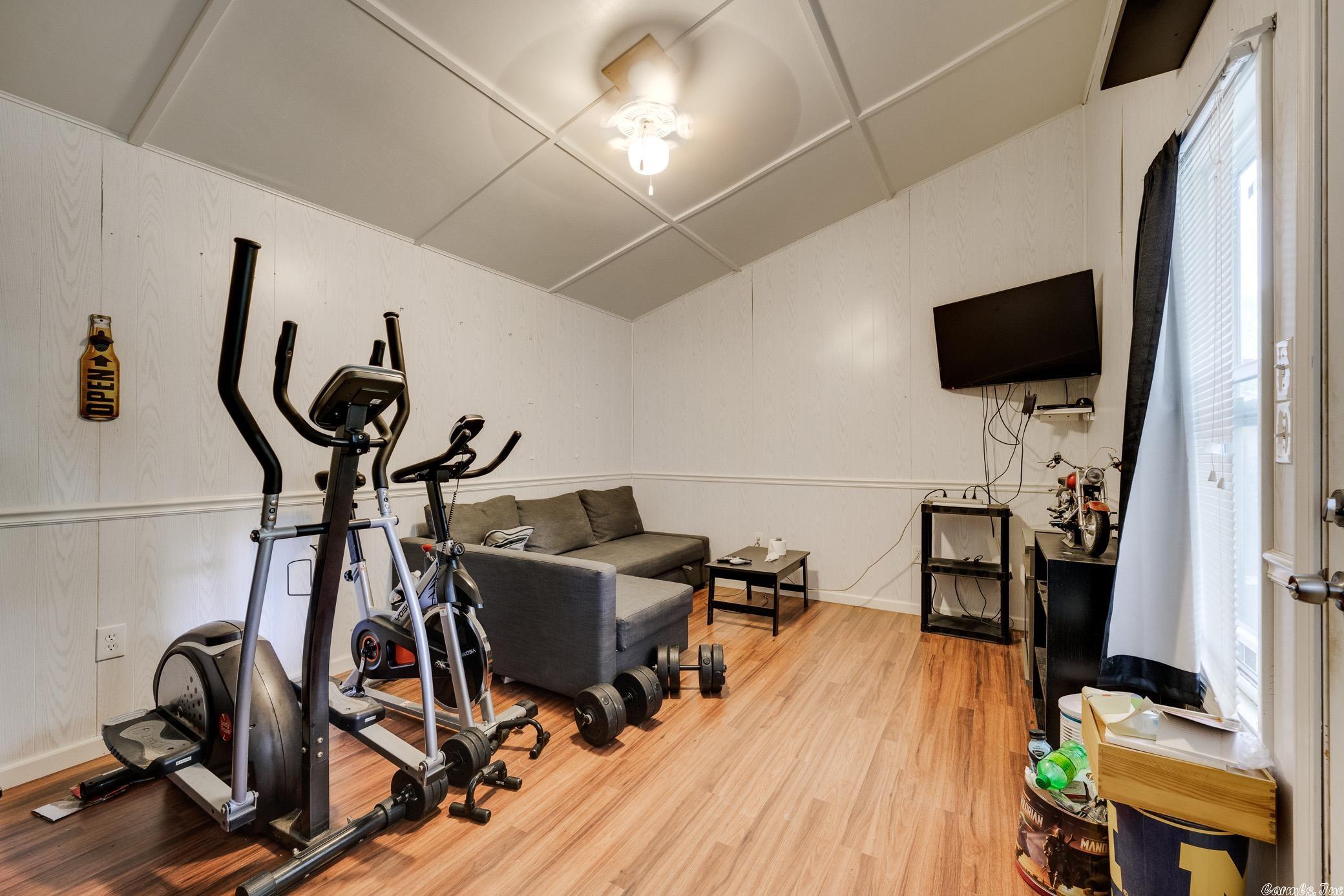 SOUTH SHORE ADDN - Residential