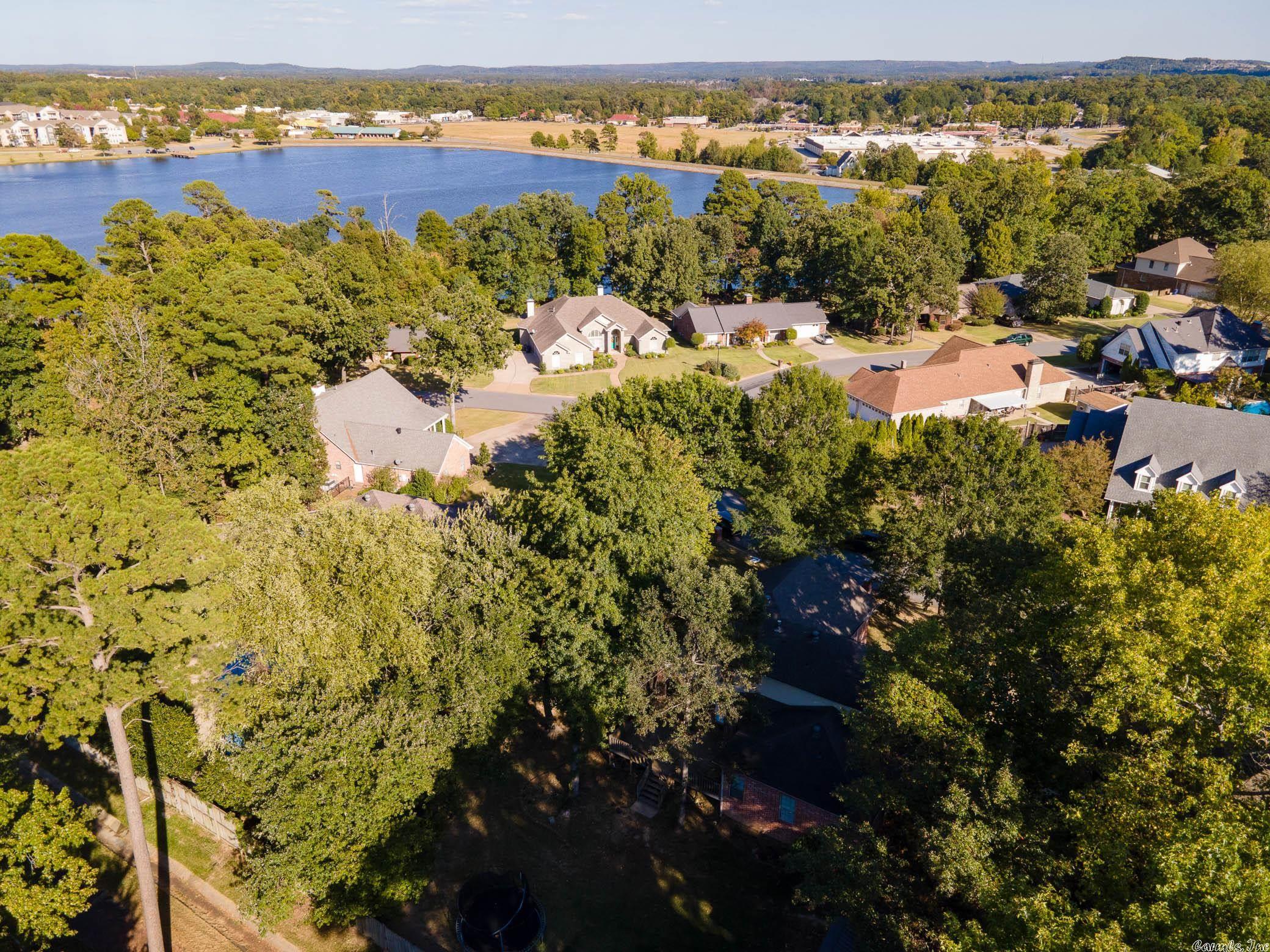 SOUTH SHORE ADDN - Residential