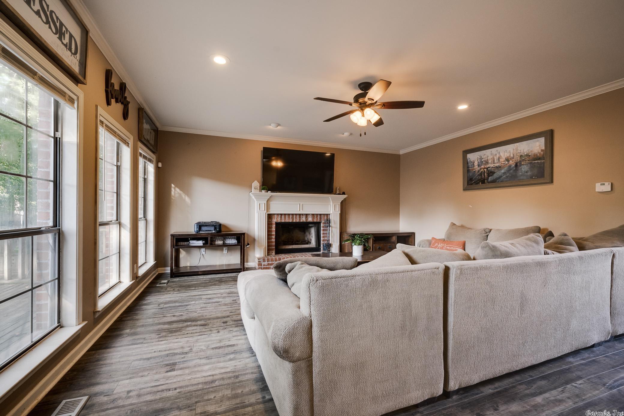 SOUTH SHORE ADDN - Residential