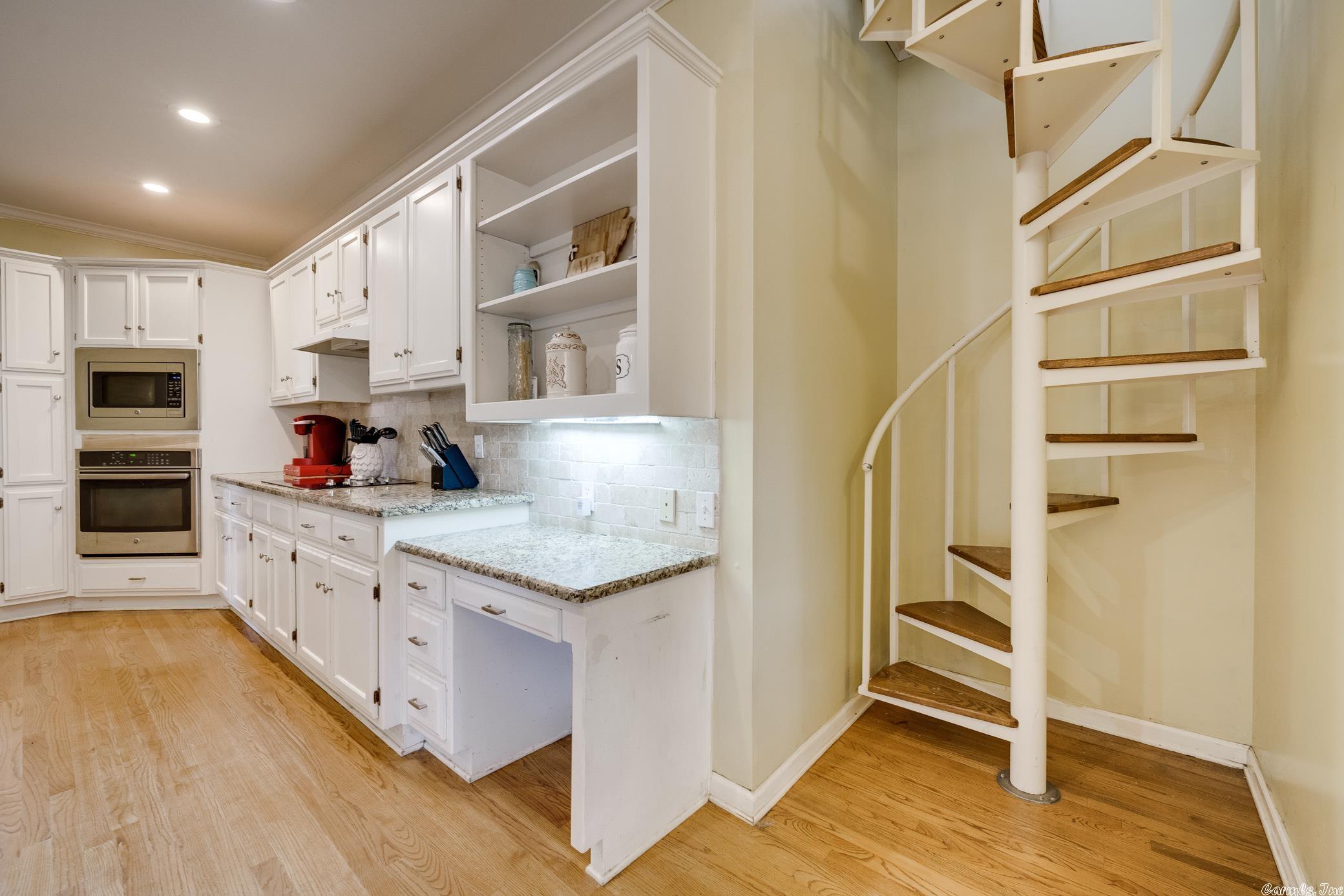 SOUTH SHORE ADDN - Residential