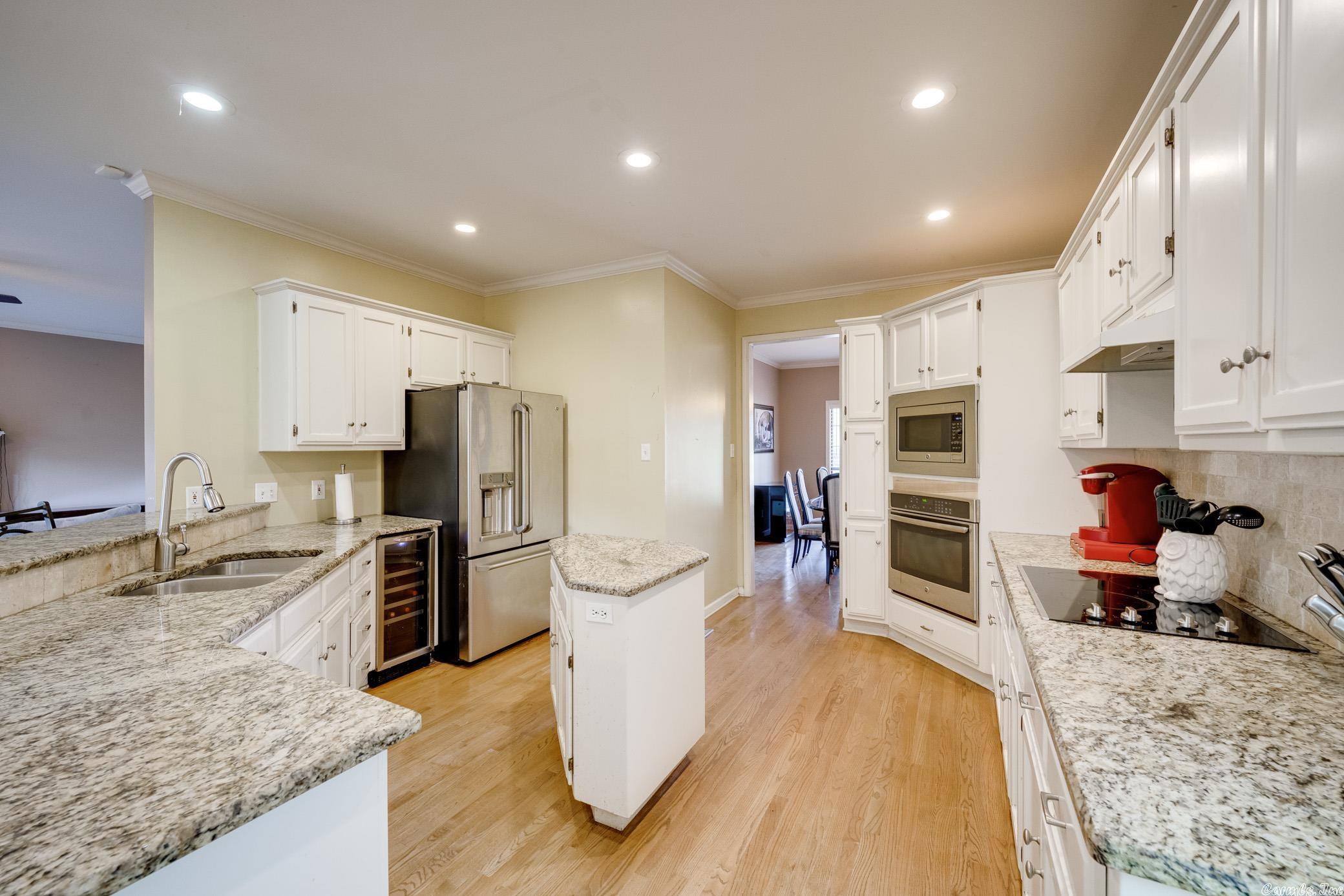 SOUTH SHORE ADDN - Residential