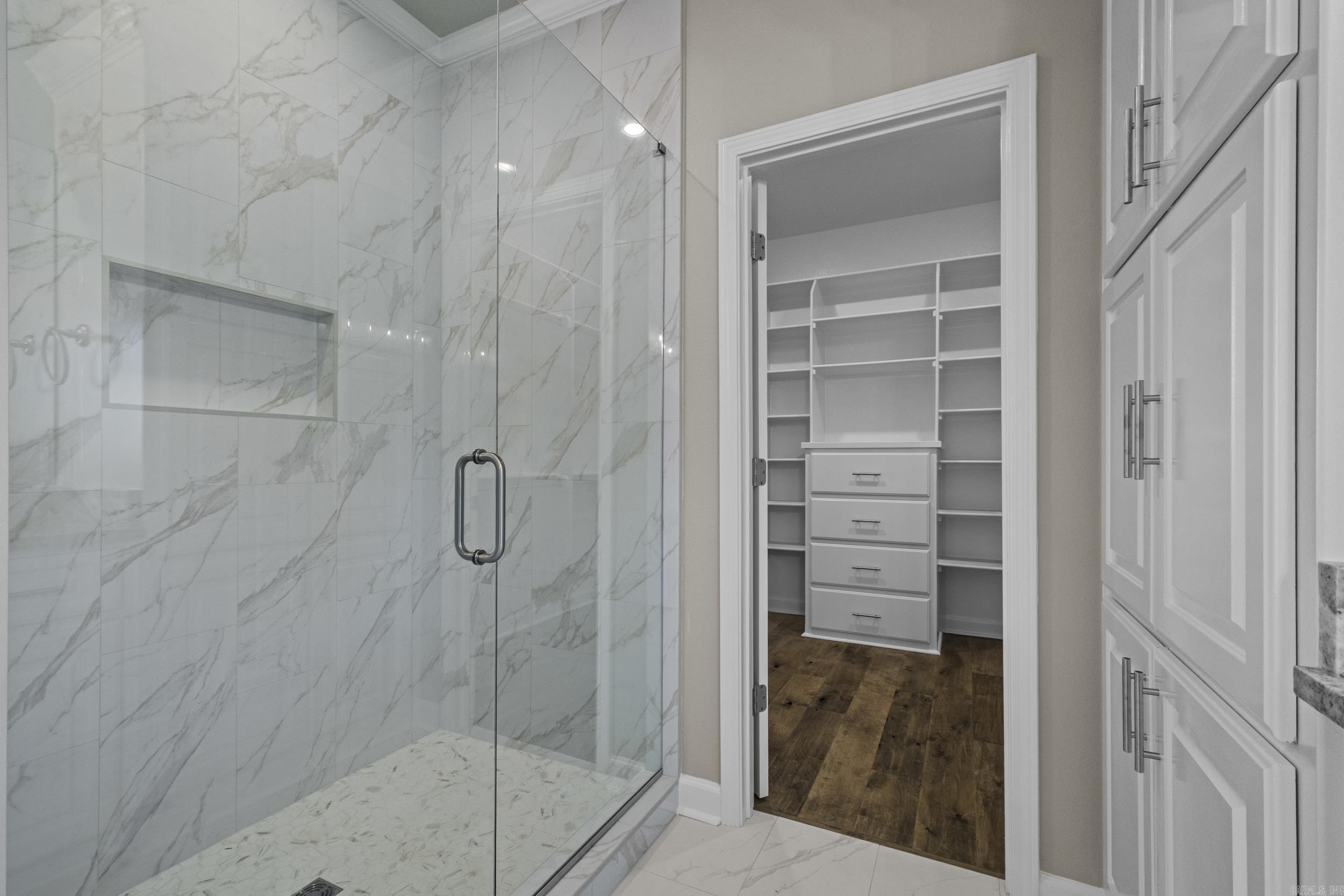 MILLERS GLENN - Residential