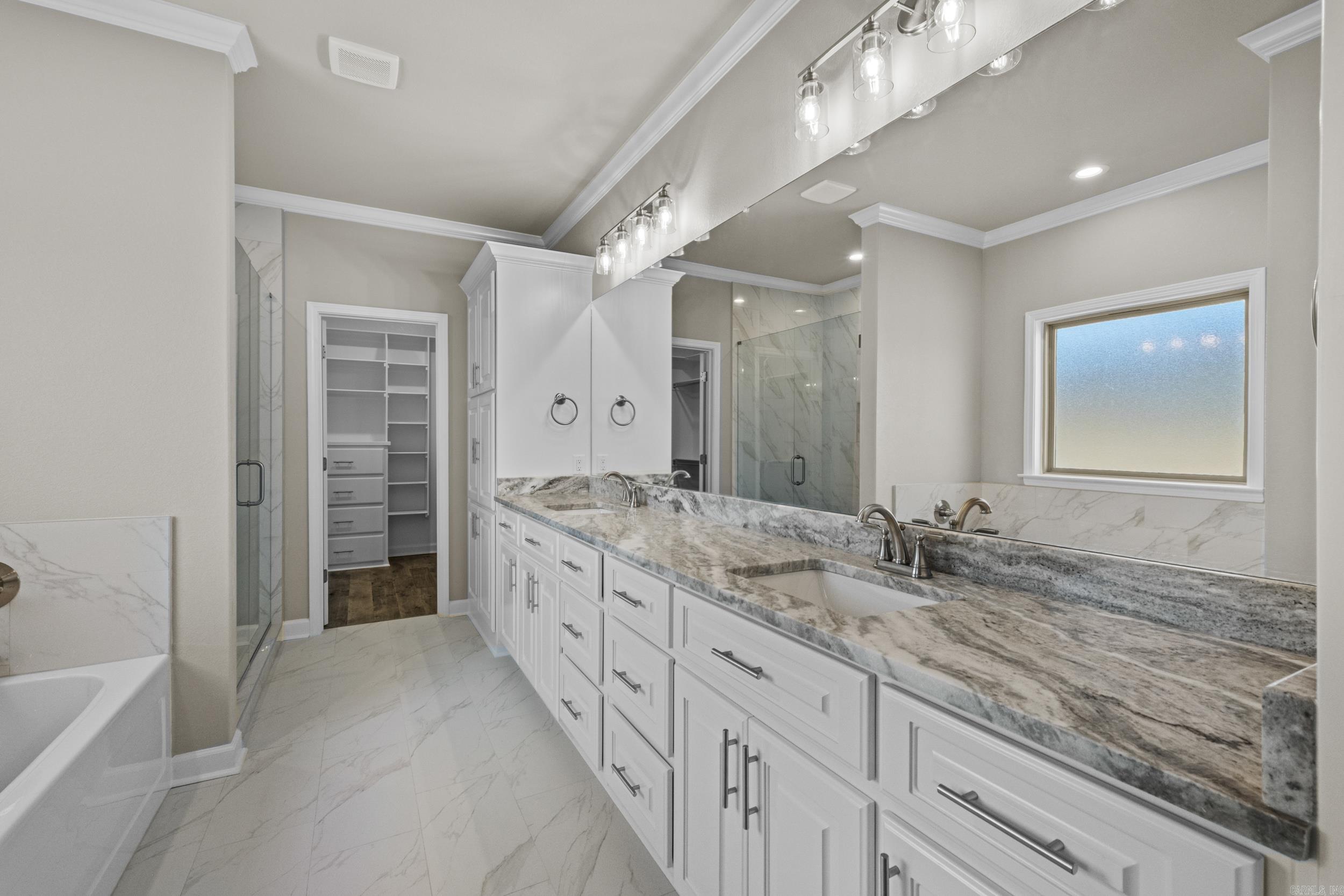 MILLERS GLENN - Residential